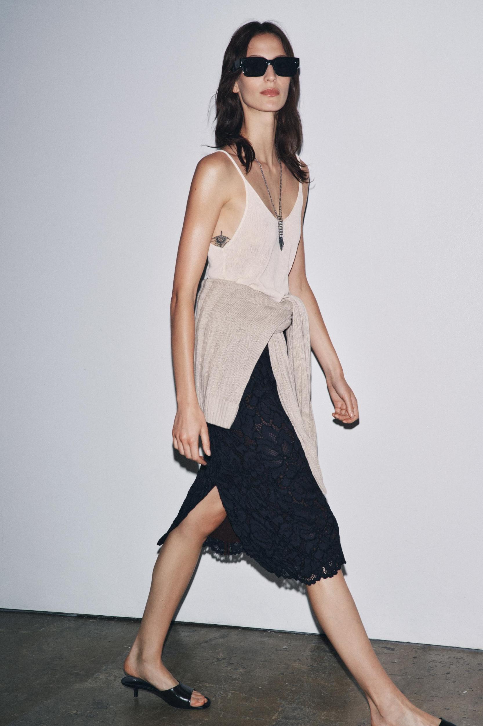 ZW COLLECTION LACE MIDI SKIRT Product Image