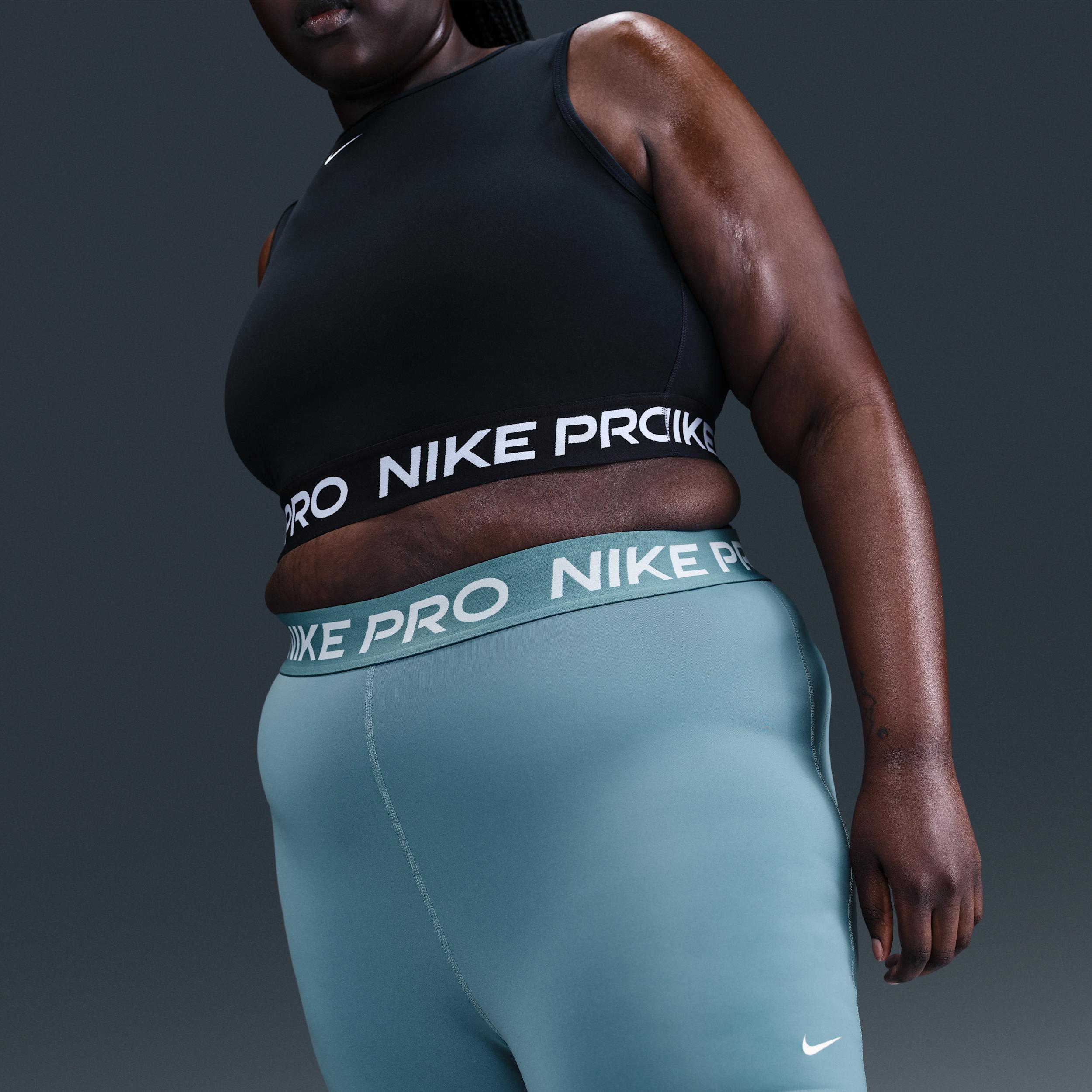 Women's Nike Pro 365 5" Shorts (Plus Size) Product Image