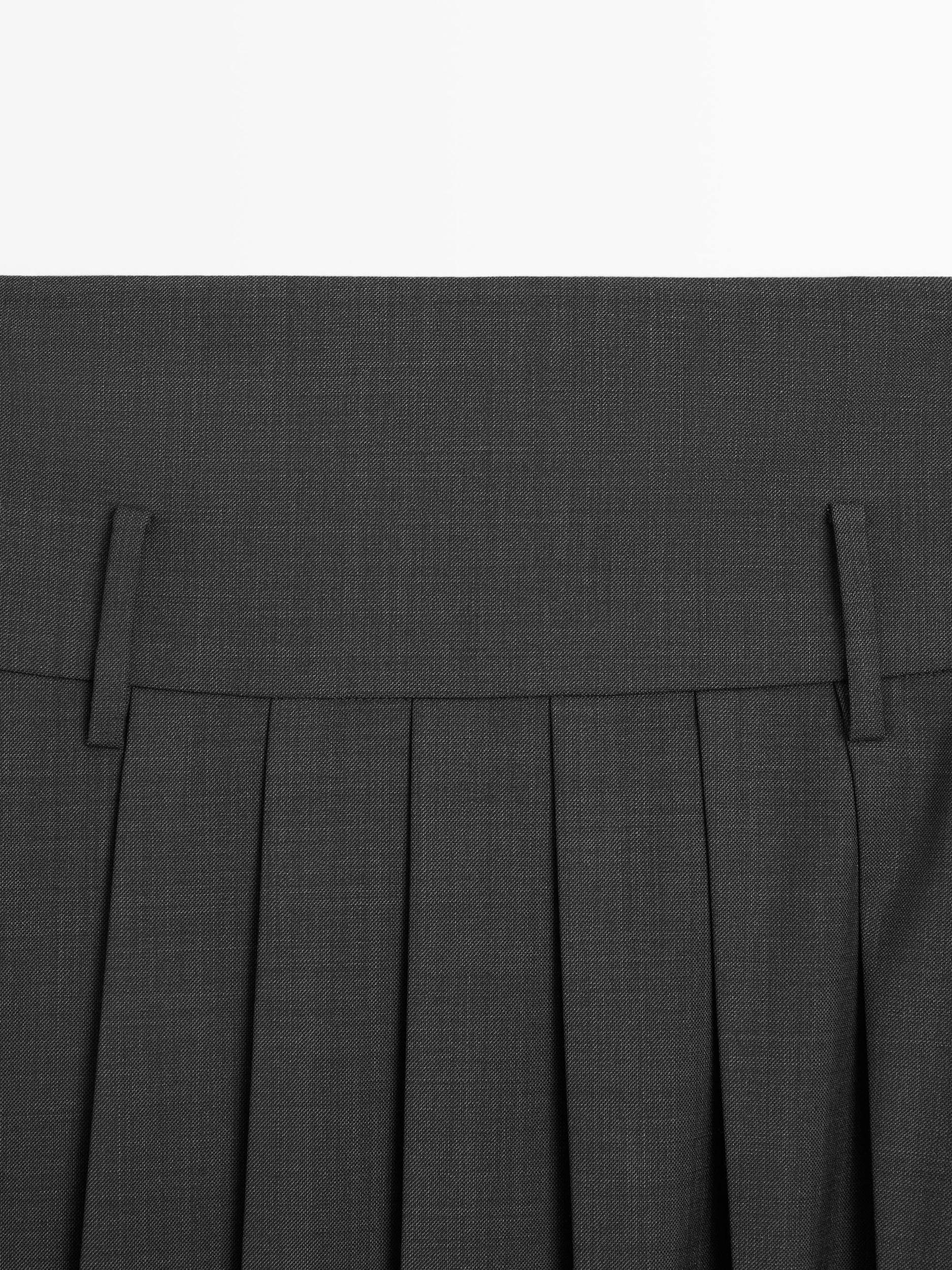 Short box pleat sash skirt Product Image