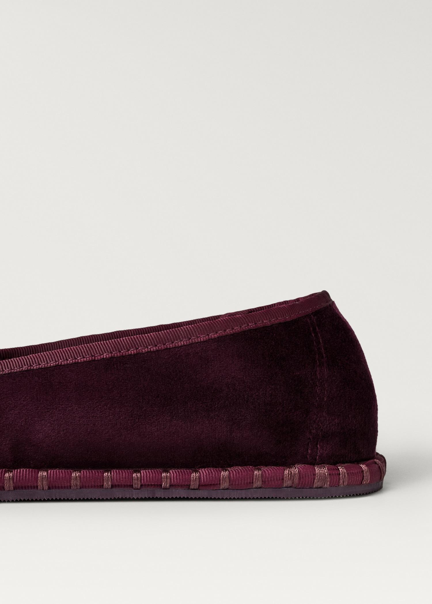 Velour shoes - Women | MANGO USA Product Image