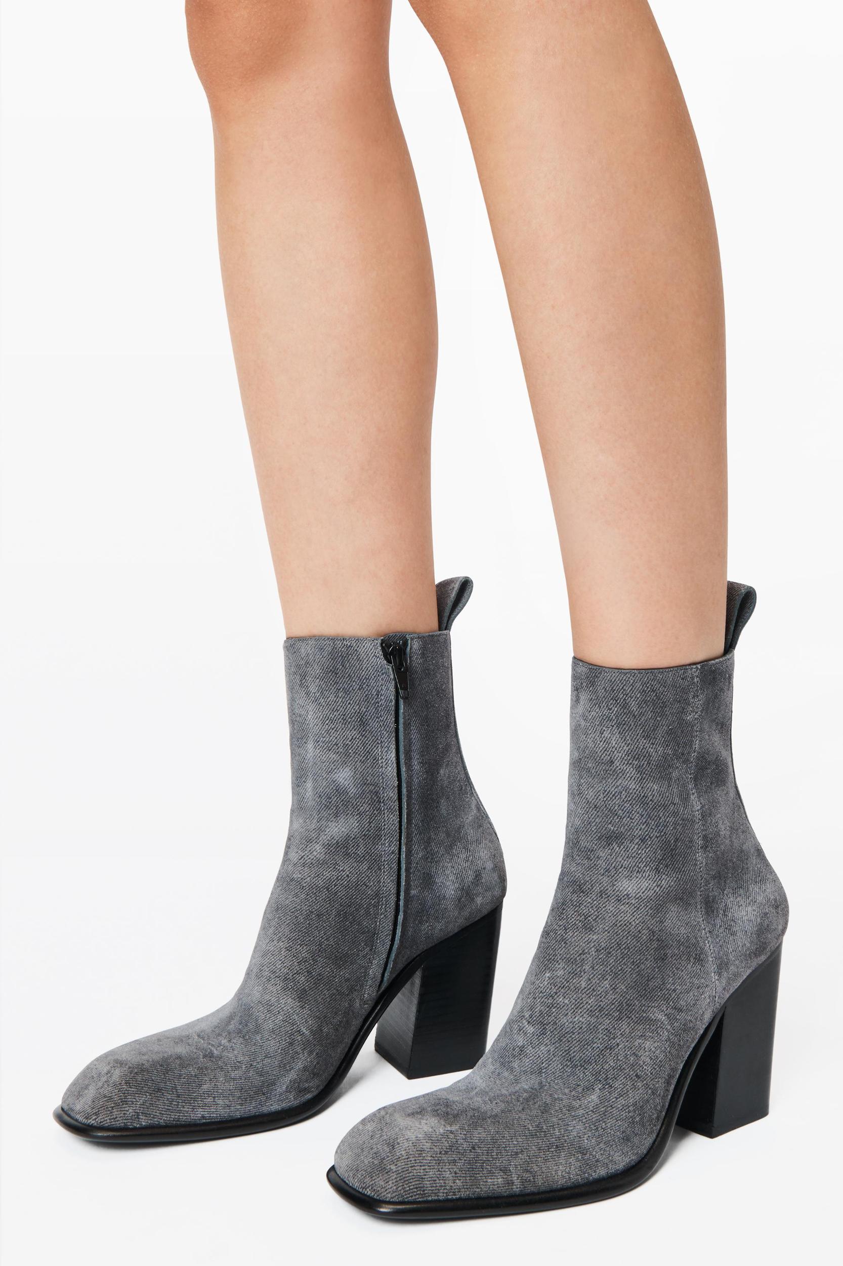 Throttle 95mm Ankle Boot In Calf Leather Product Image