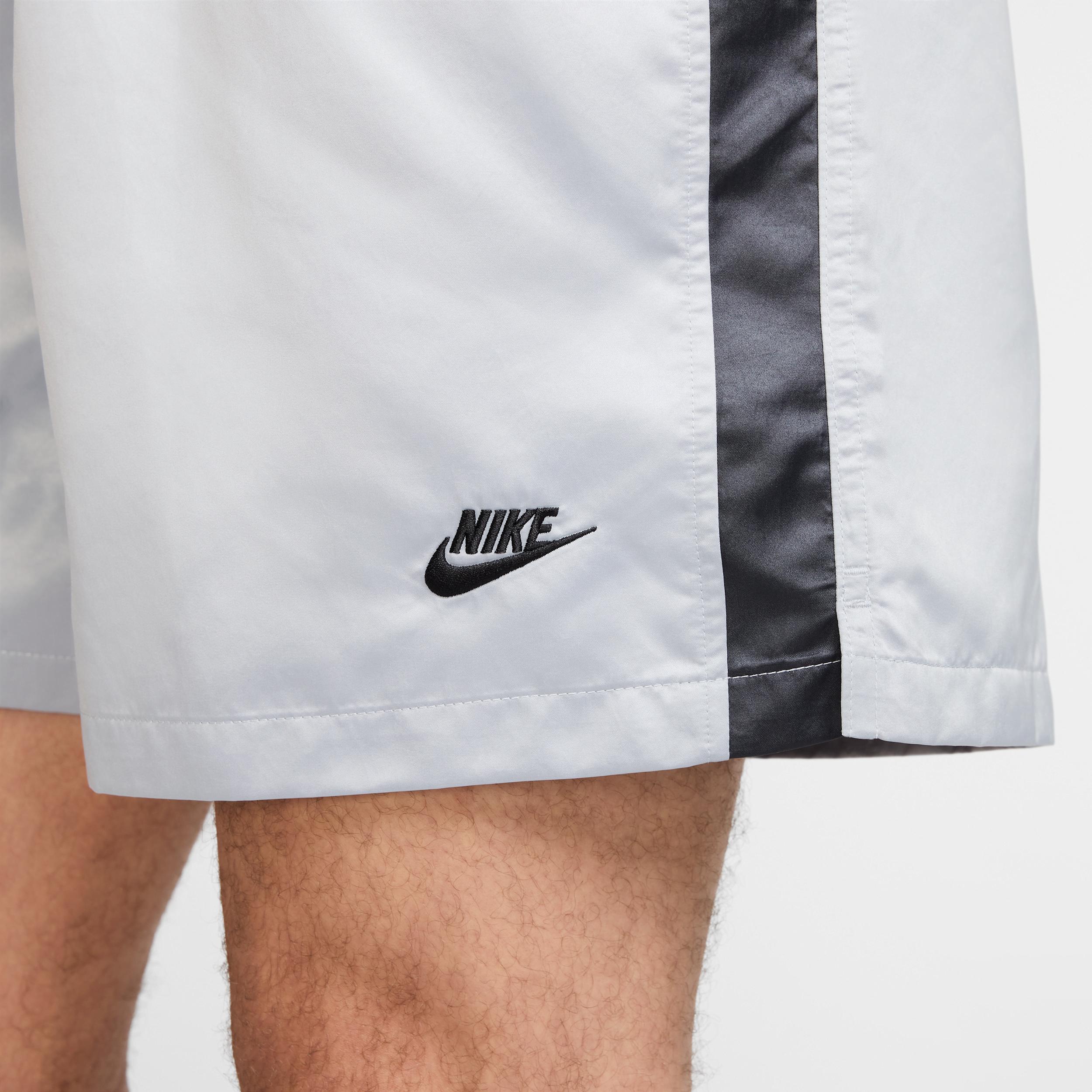 Mens Nike Sportswear Club Flow Football Shorts | HJ1952-077 Product Image