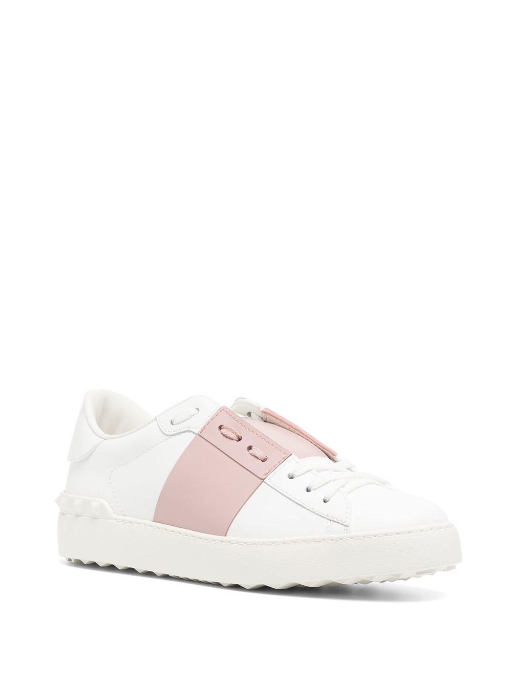 Open low-top leather sneakers Product Image
