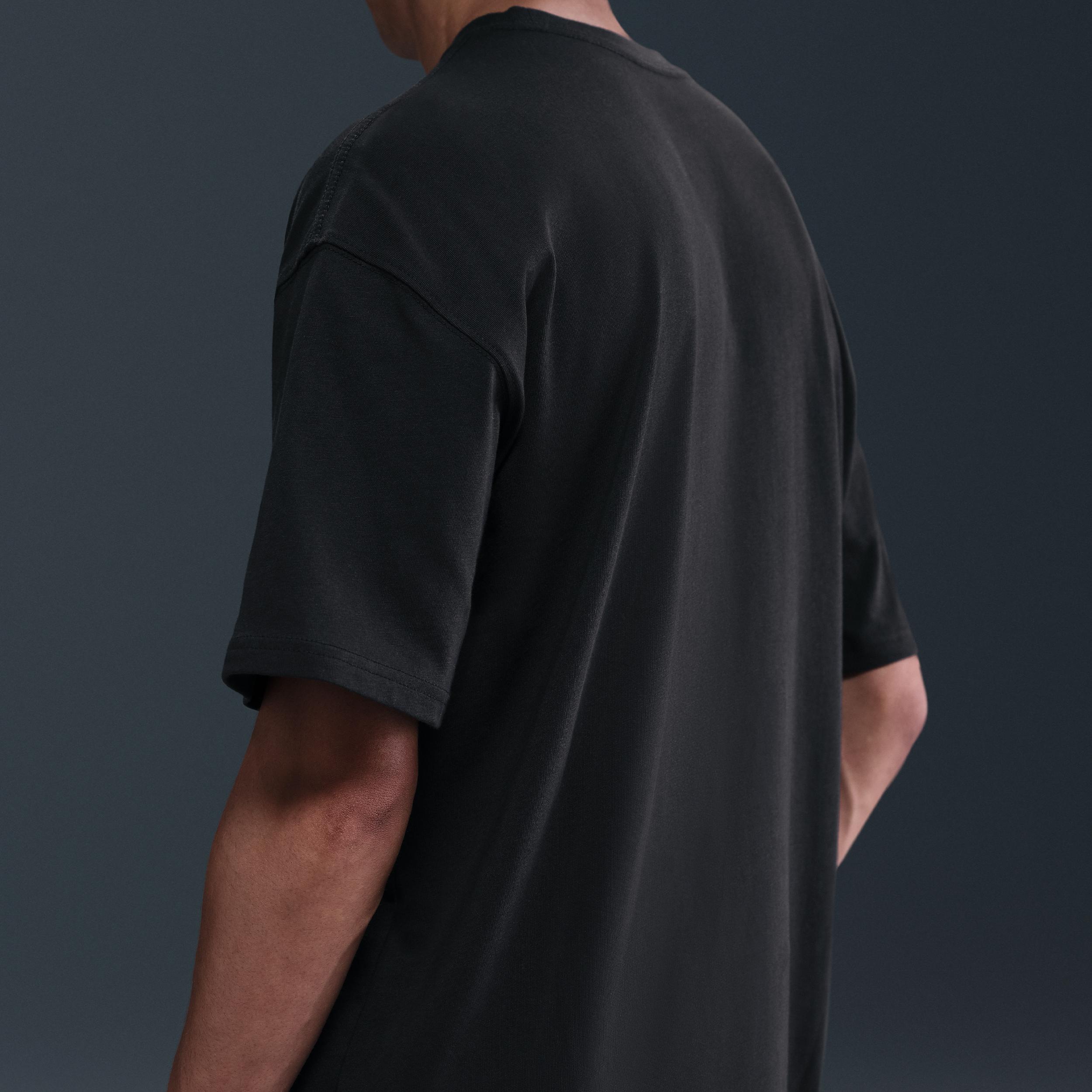 Mens Nike SB Max90 Skate T-Shirt | HV1304-045 Product Image