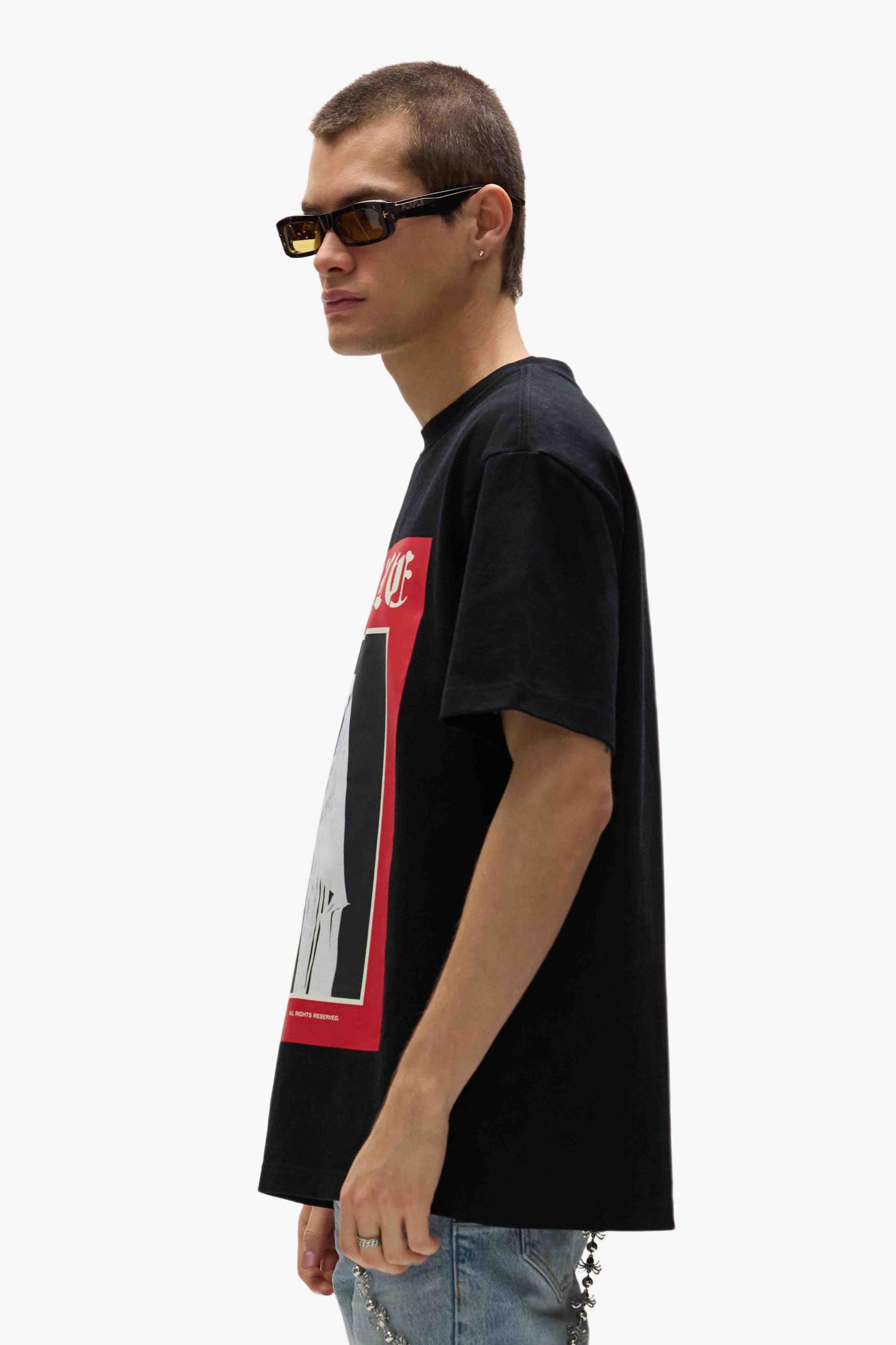 Cover Tee Male Product Image