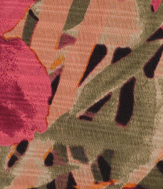 Westbound Short Sleeve Floral Knit Top Product Image