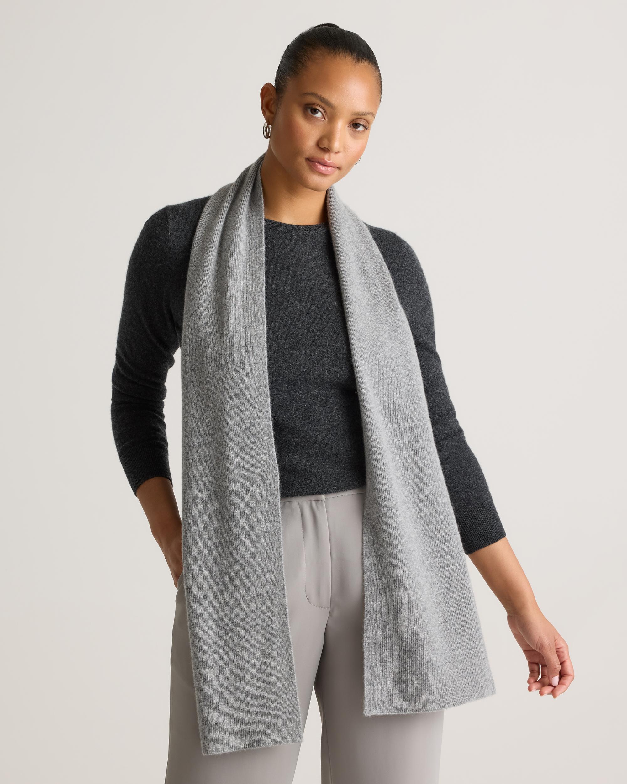 Quince | Women's Mongolian Cashmere Scarf Product Image