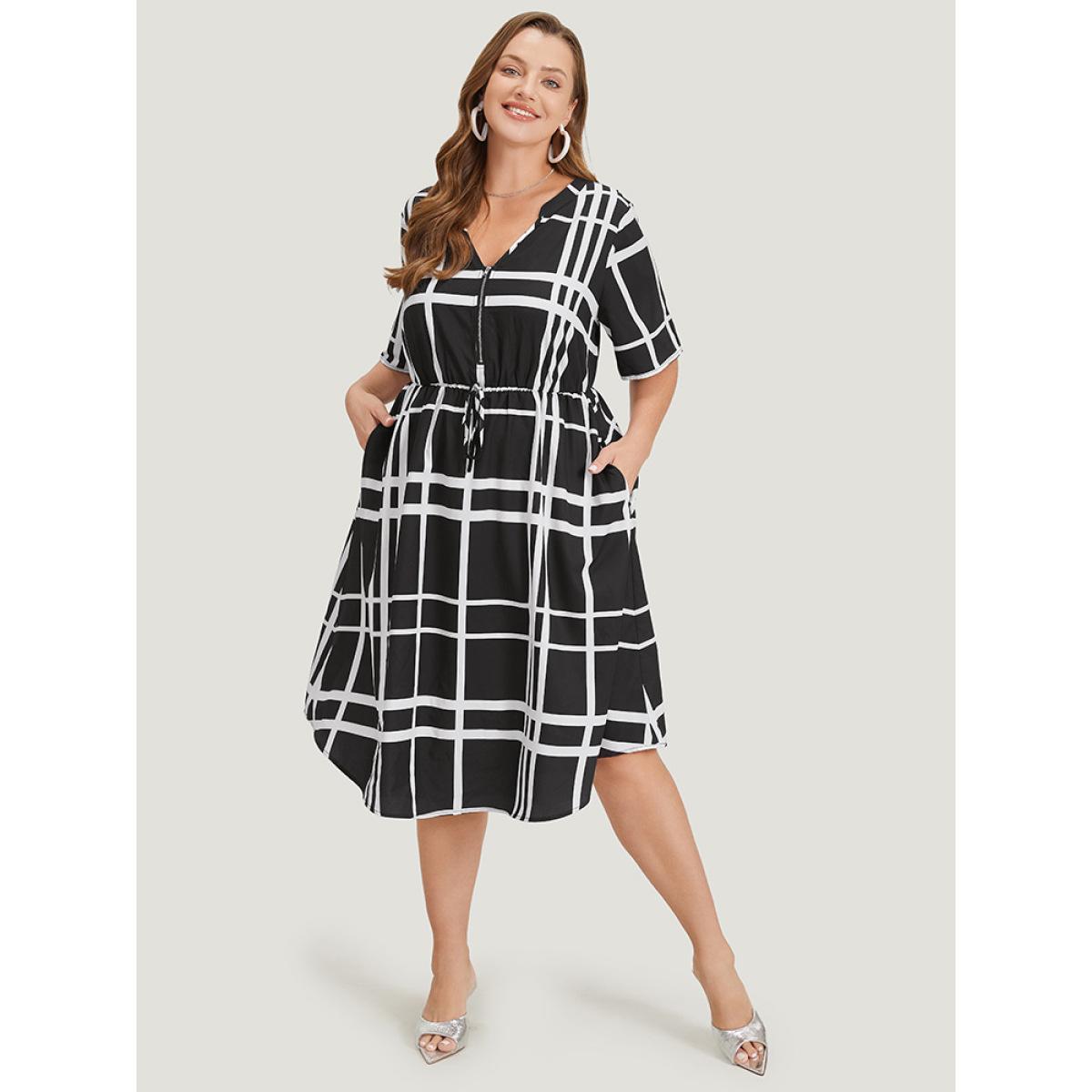 Plus Size Plaid Knot Front Pocket Arc Hem Zipper Dress Black Women Office Arc Hem V-neck Short sleeve Curvy Midi Dress BloomChic 26/4X Product Image