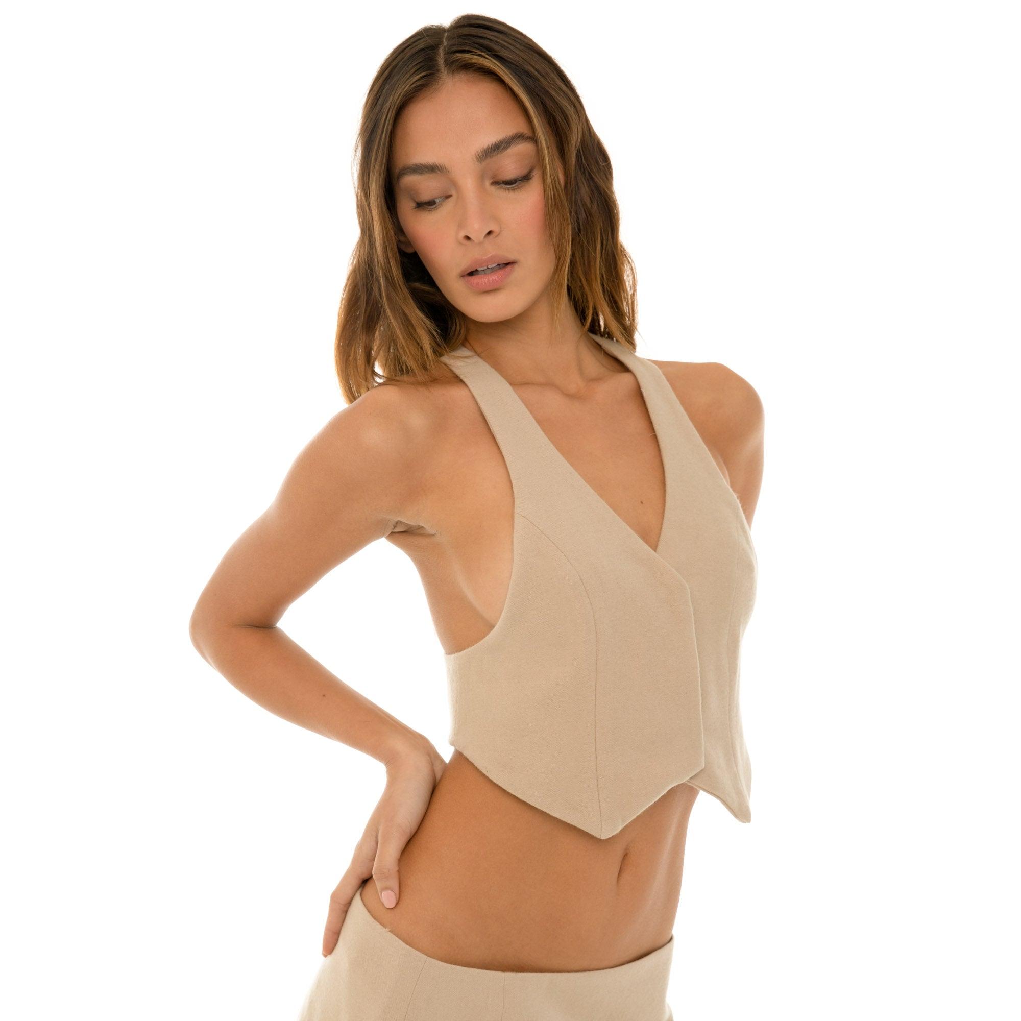 Pau Vest Product Image