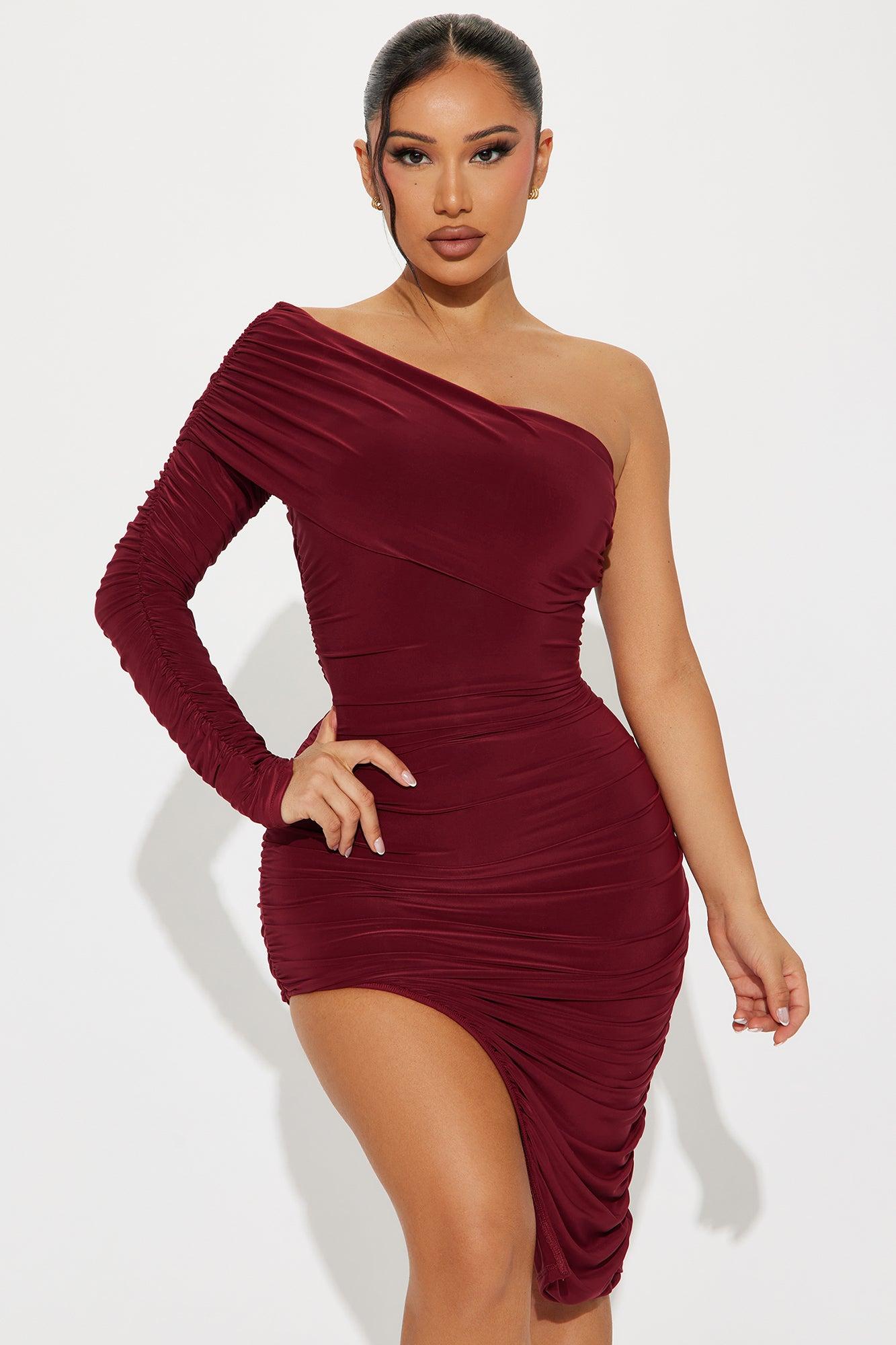 Isabella Ruched Midi Dress - Wine Product Image