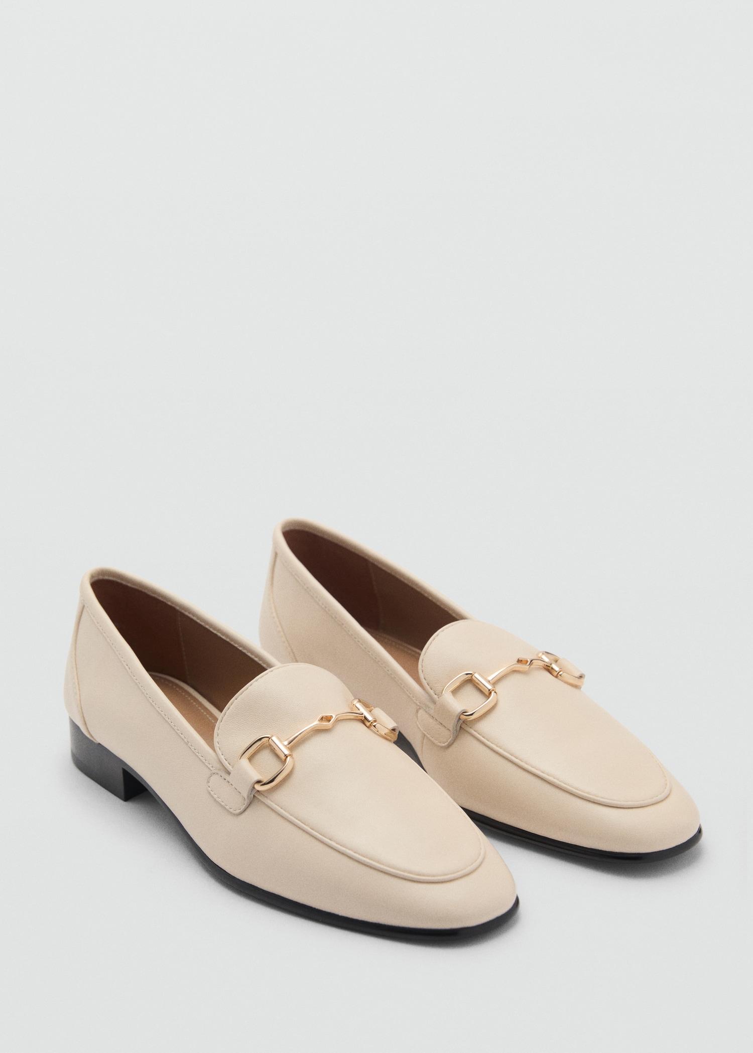 Buckle leather moccasins - Women | MANGO USA Product Image