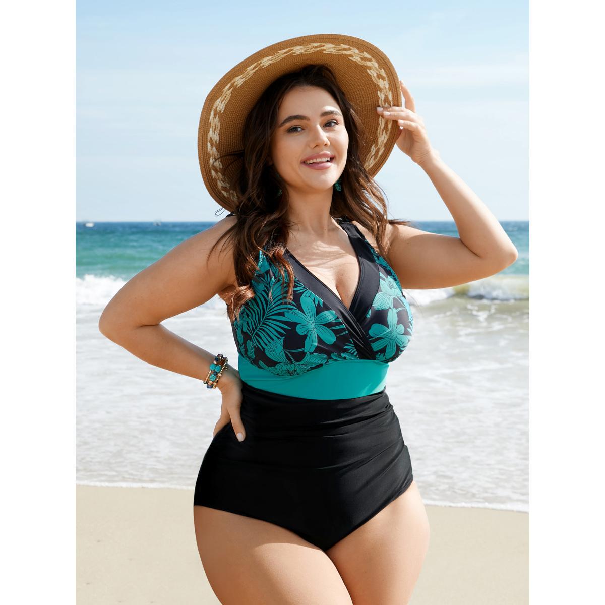 Plus Size Floral Contrast Cross Front One Piece Swimsuit Women's Swimwear Black Beach Gathered Curve Bathing Suits High stretch One Pieces BloomChic 30/6X Product Image