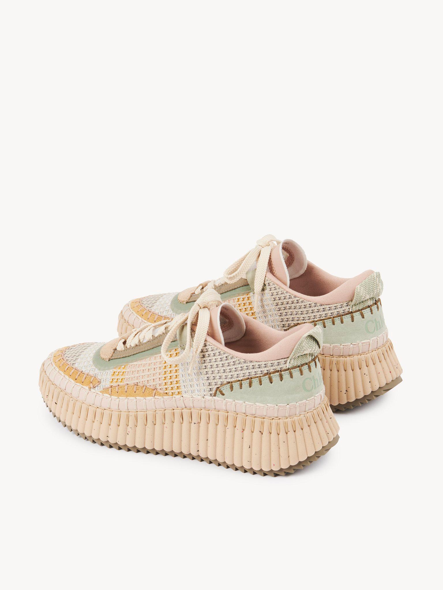 Nama sneaker Product Image