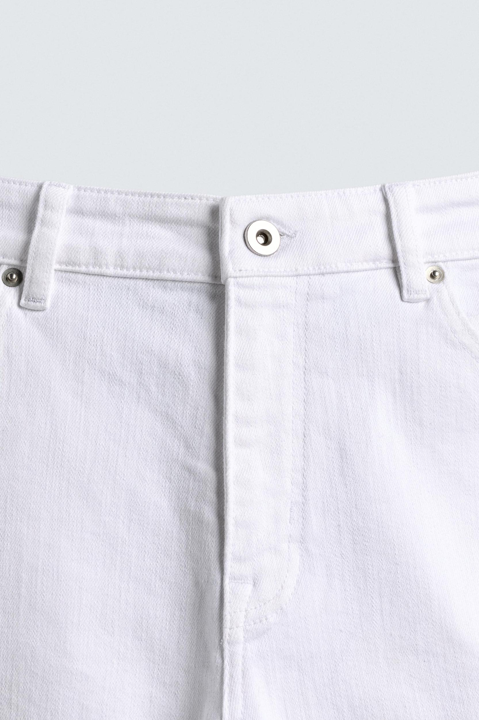 RIPPED SKINNY FIT JEANS Product Image