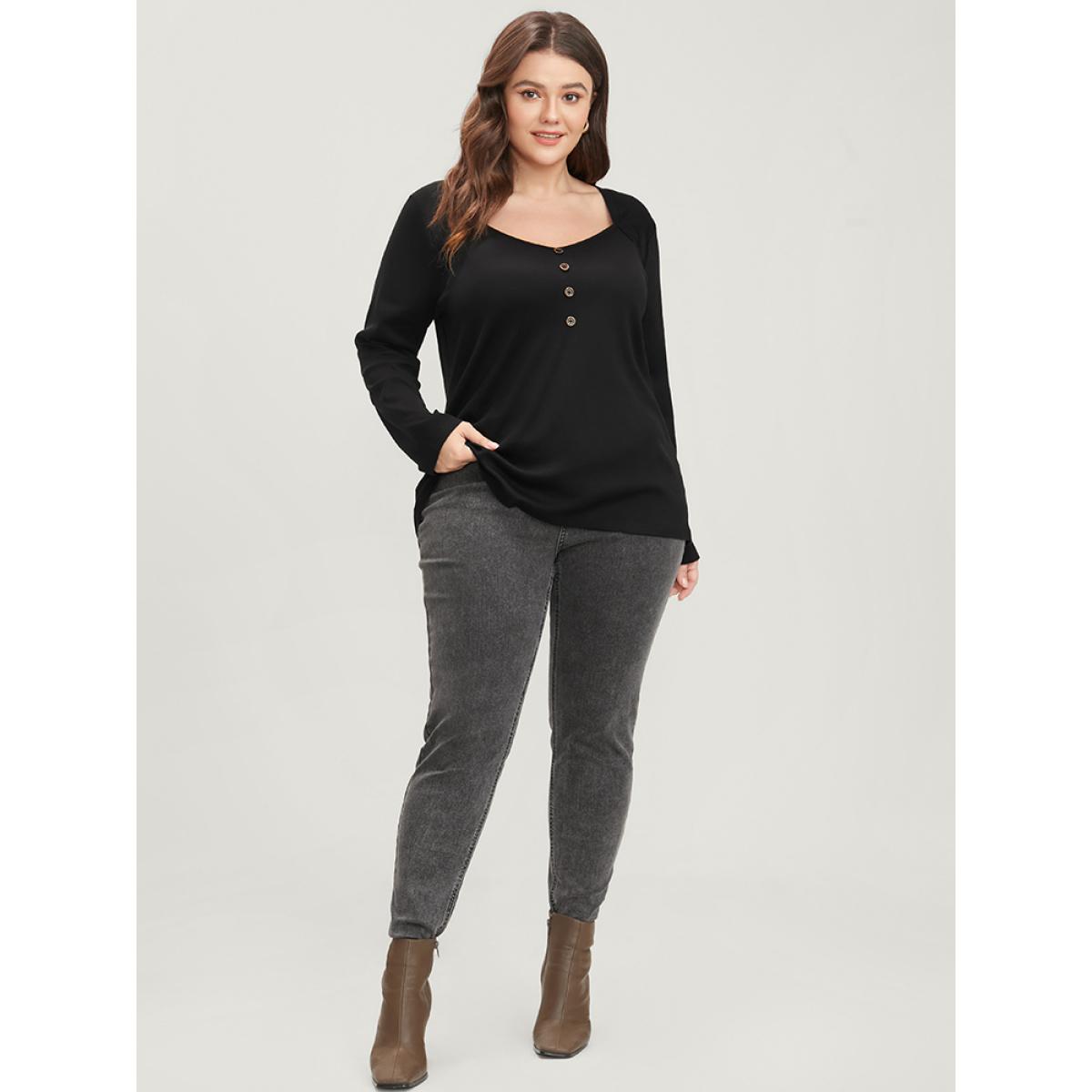 Plus Size Solid Button Detail V Neck Long Tee Black Women Elegant Button Plain V-neck Dailywear T-shirts BloomChic 26/4X Product Image