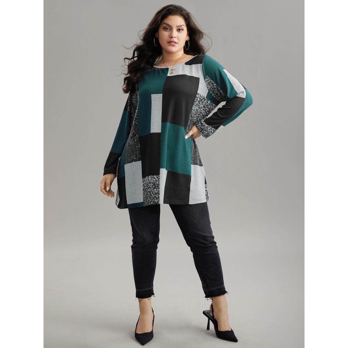 Plus Size Colorblock Contrast Round Neck T-shirt DarkSlateGray Women Elegant Contrast Colorblock Boat Neck Dailywear T-shirts BloomChic 14-16/1X Product Image