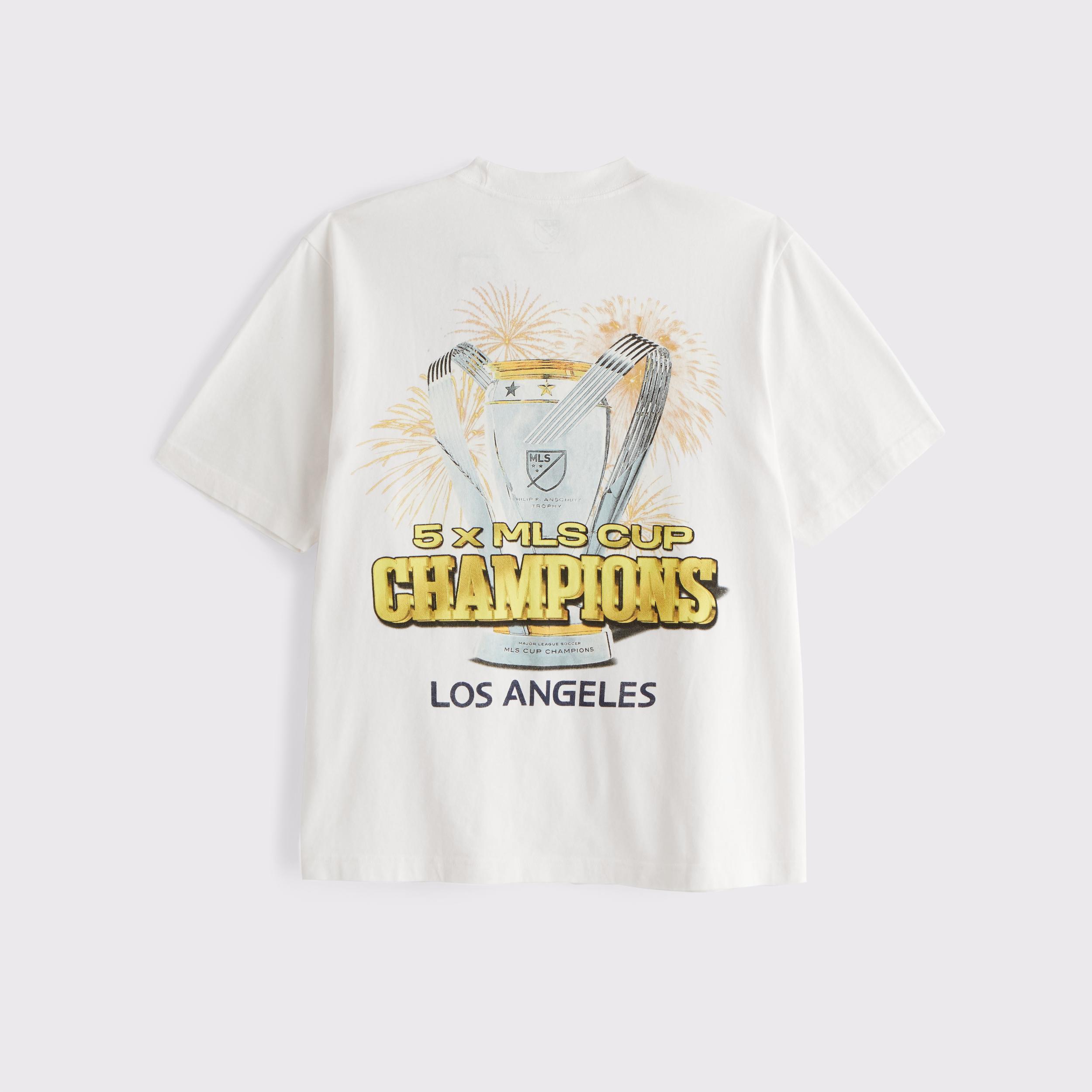 Columbus Crew Vintage-Inspired Graphic Tee Product Image