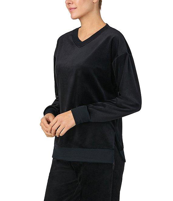 Donna Karan Long Sleeve V-Neck Solid Fleece Coordinating Lounge Top Product Image