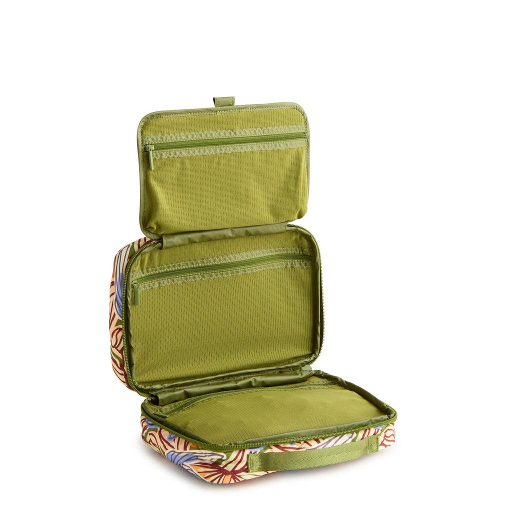 Outlet Essential Hanging Travel Organizer Product Image