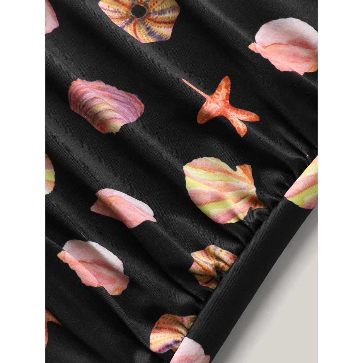 Plus Size Ocean Pattern Ruched One-Piece Swimsuit Women's Swimwear Black Resort Gathered Curve Bathing Suits High stretch One Pieces BloomChic 22-24/3X Product Image