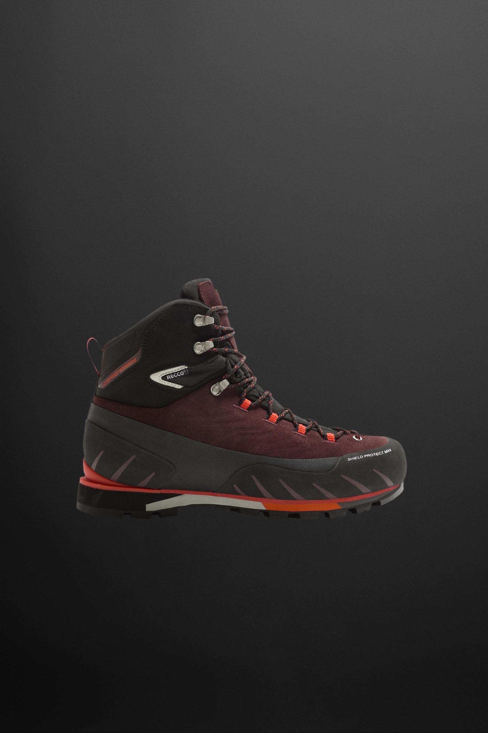 MOUNTAIN BOOTS Product Image