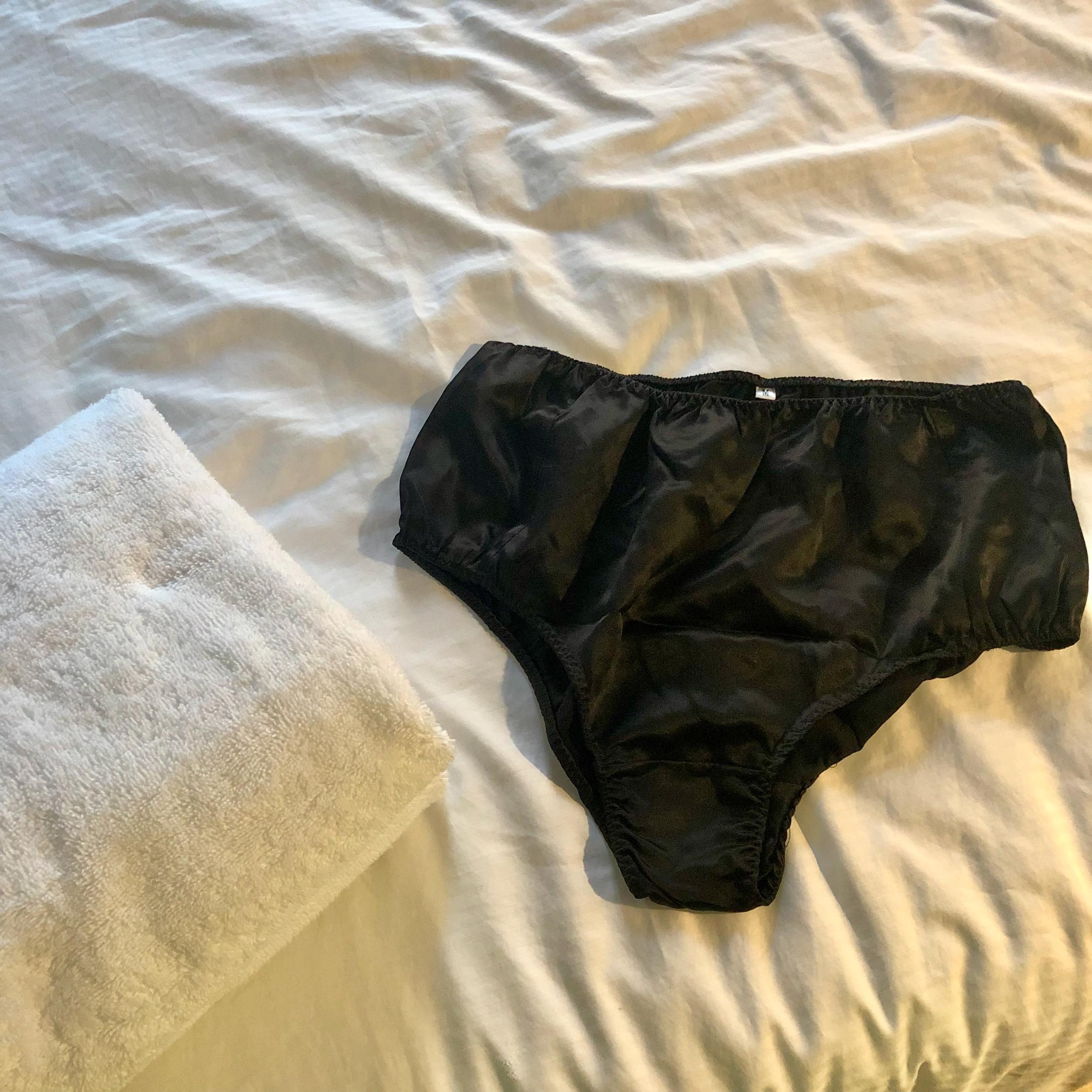 Black Pure Mulberry Silk Bikini Panties | Mid Waist | 22 Momme | Float Collection Product Image