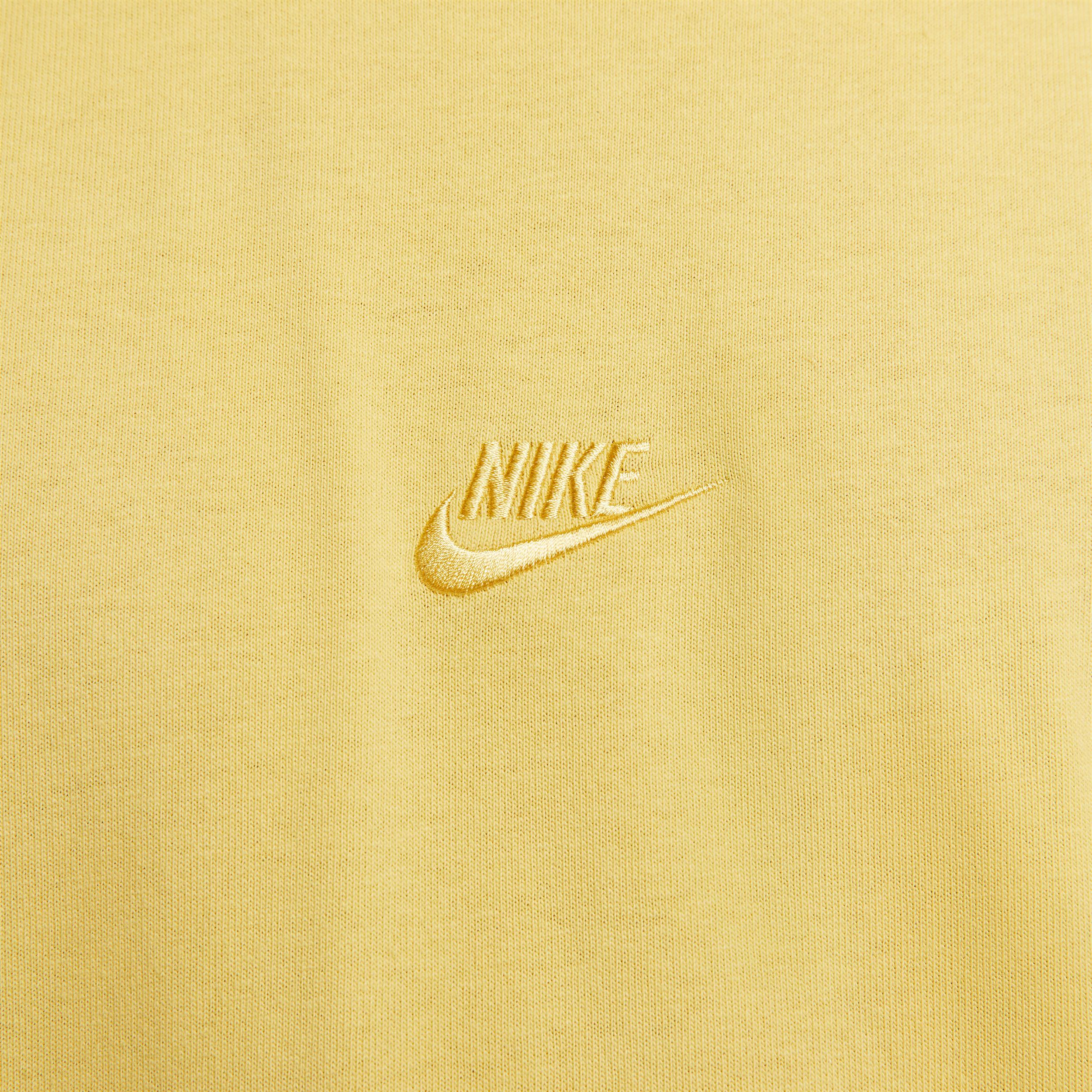 Mens Nike Sportswear Premium Essentials T-Shirt | DO7392-700 Product Image