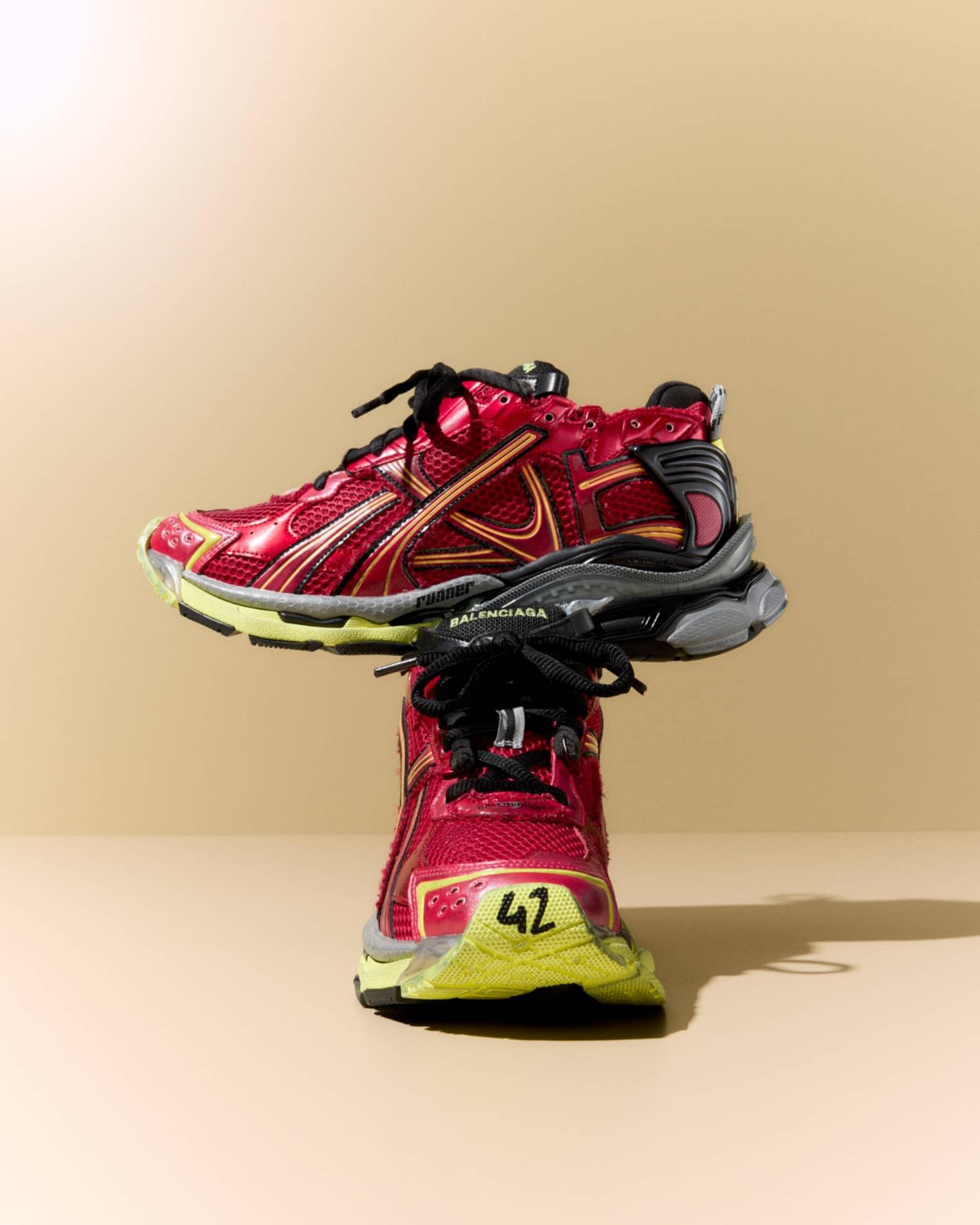 Men's Mesh Runner Sneakers Product Image