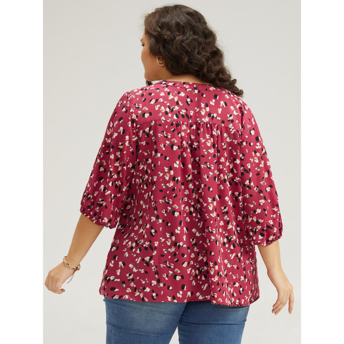 Plus Size RedViolet Allover Print Notched Lantern Sleeve Blouse Women Elegant Half Sleeve V-neck Dailywear Blouses BloomChic 28/5X Product Image