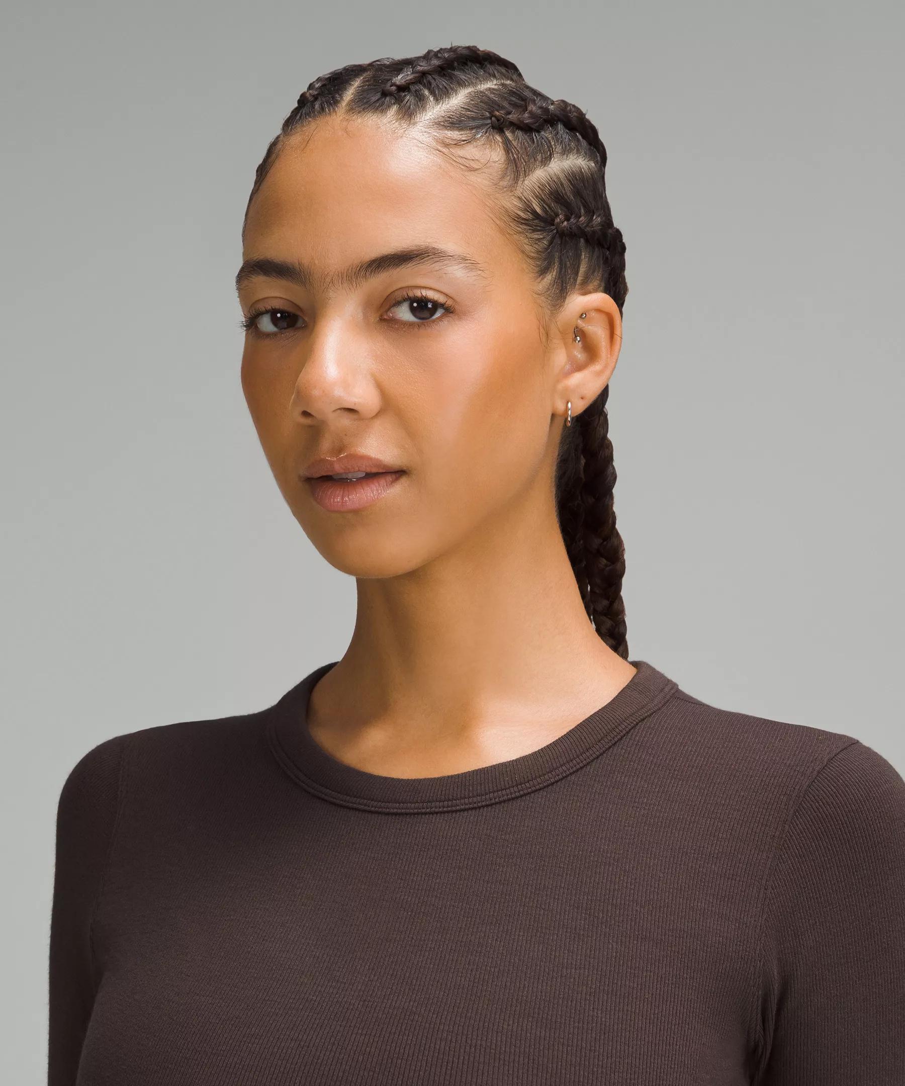 Hold Tight Straight-Hem Cropped Long-Sleeve Shirt Product Image