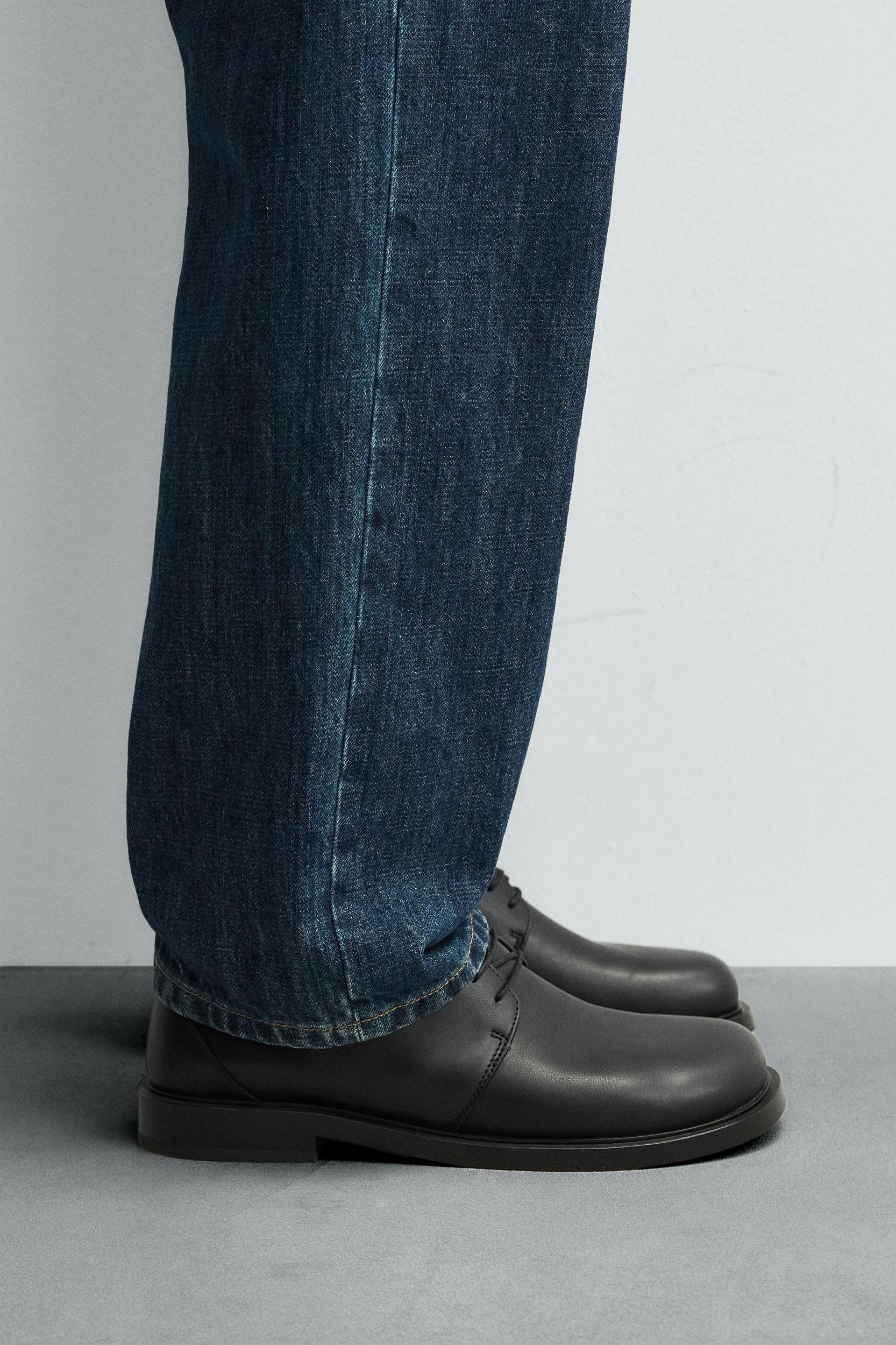 DRESS SHOES Product Image