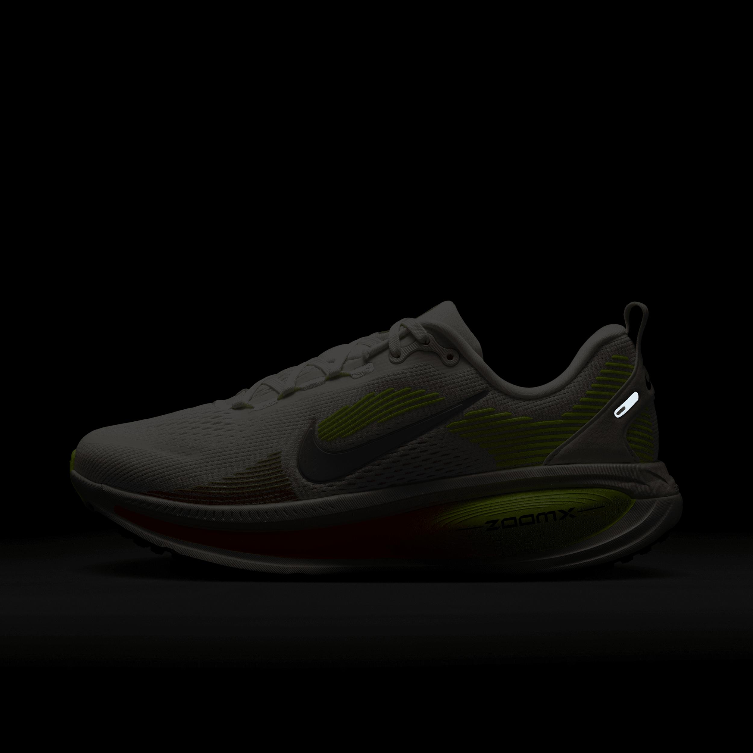 Nike Women's Vomero 18 Road Running Shoes Product Image