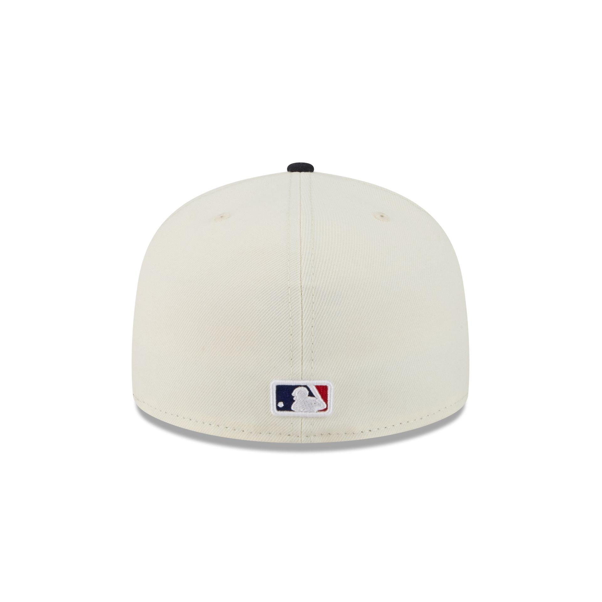 Club América Retro Logo Golfer Hat Male Product Image