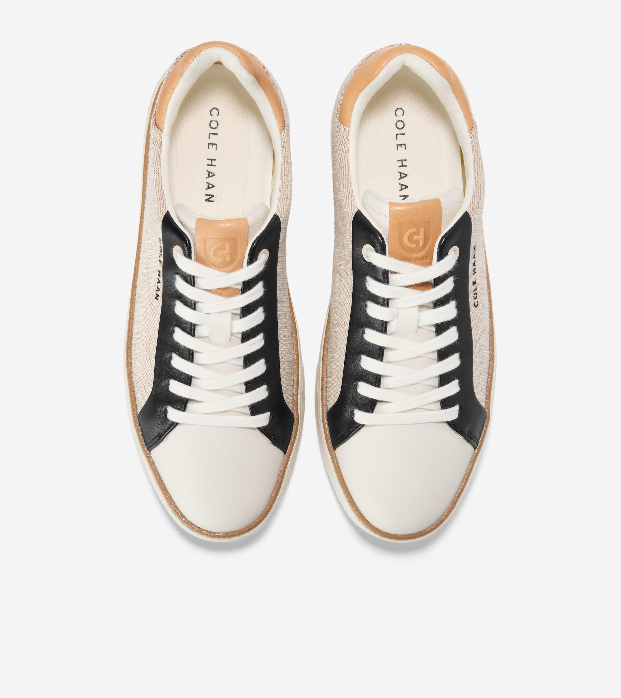 Daniella Chain Wallet Product Image