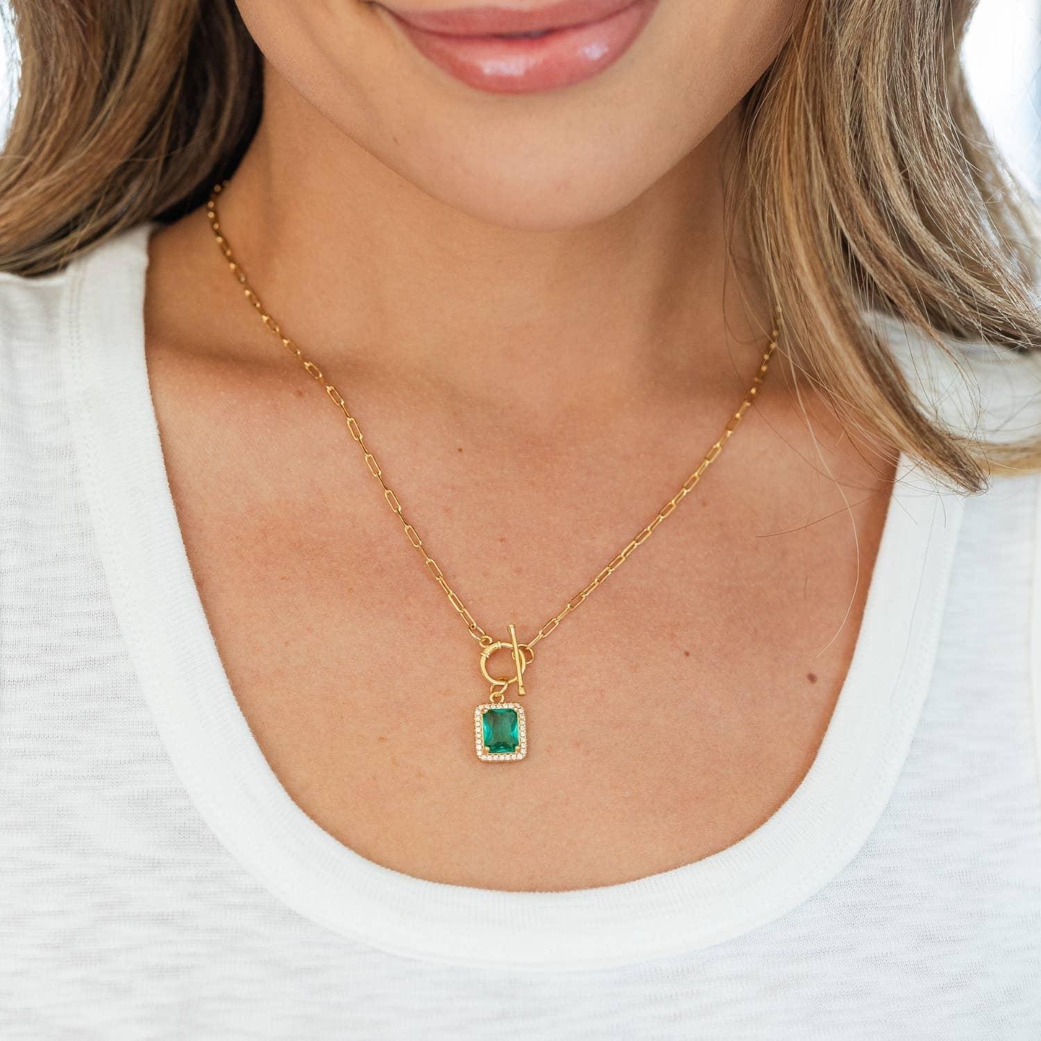 Elegant Pendant Toggle Necklace Product Image