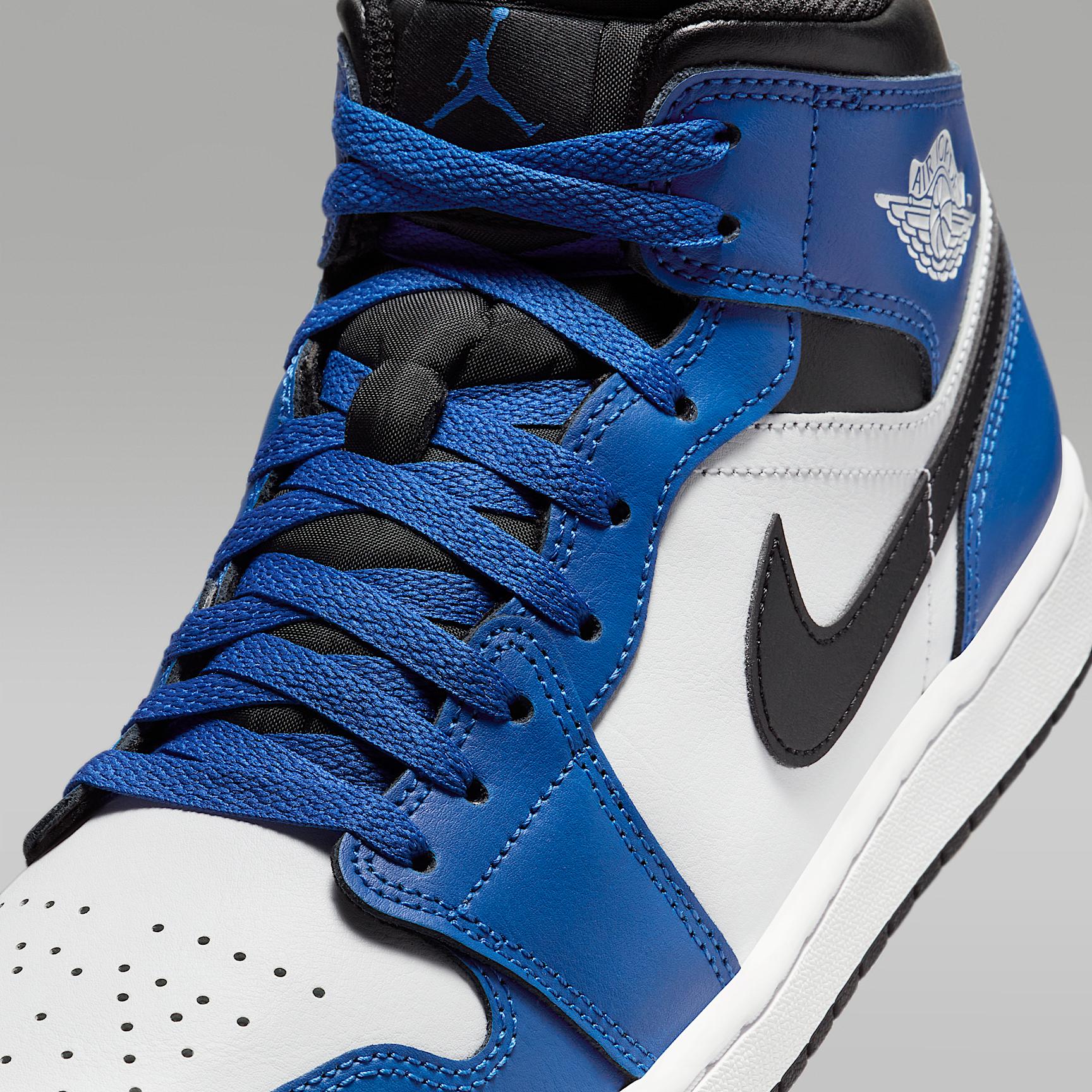 Air Jordan 1 Mid Men's Shoes Product Image