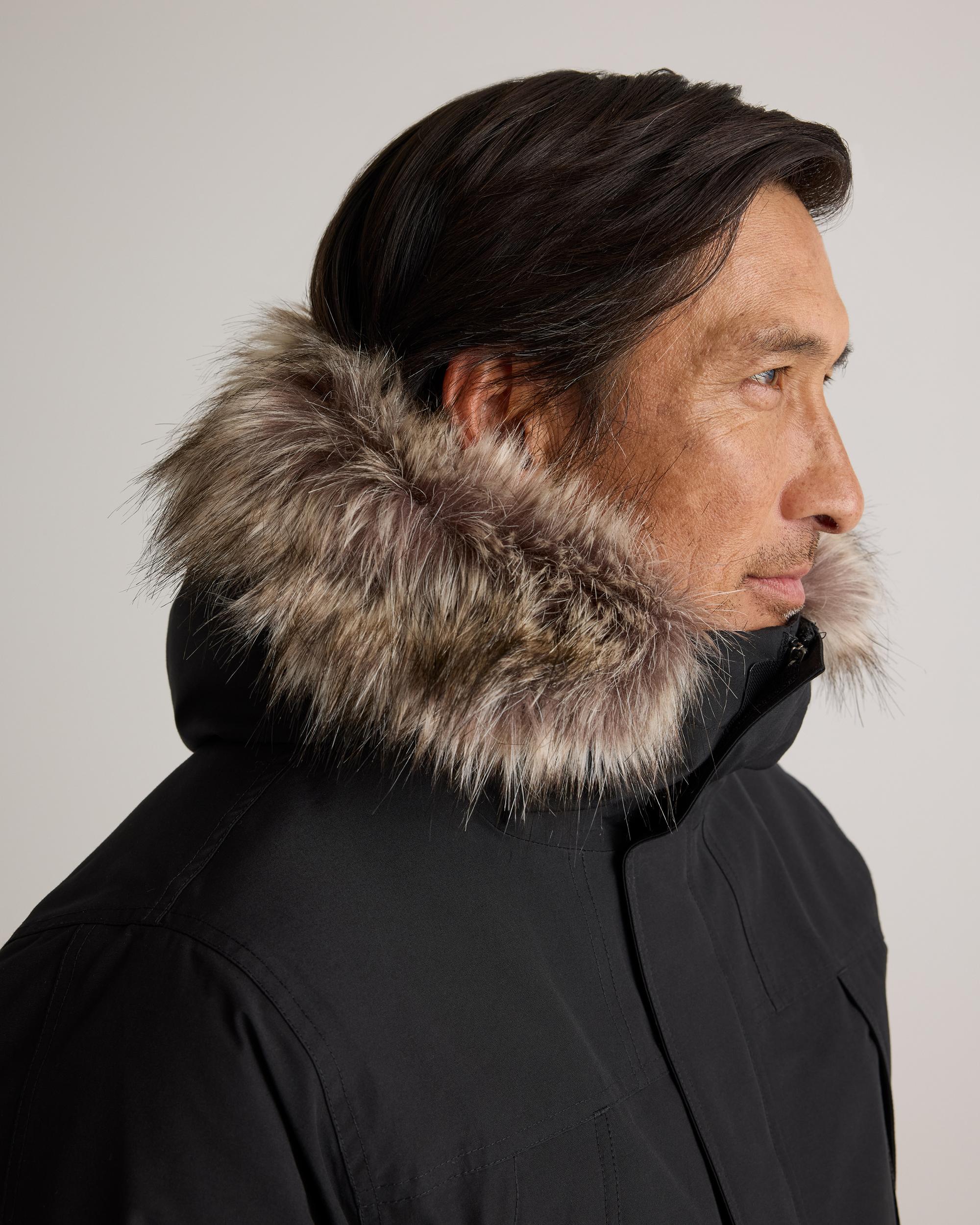 Quince | Men's Responsible Down Hooded Parka Recycled Polyester Product Image