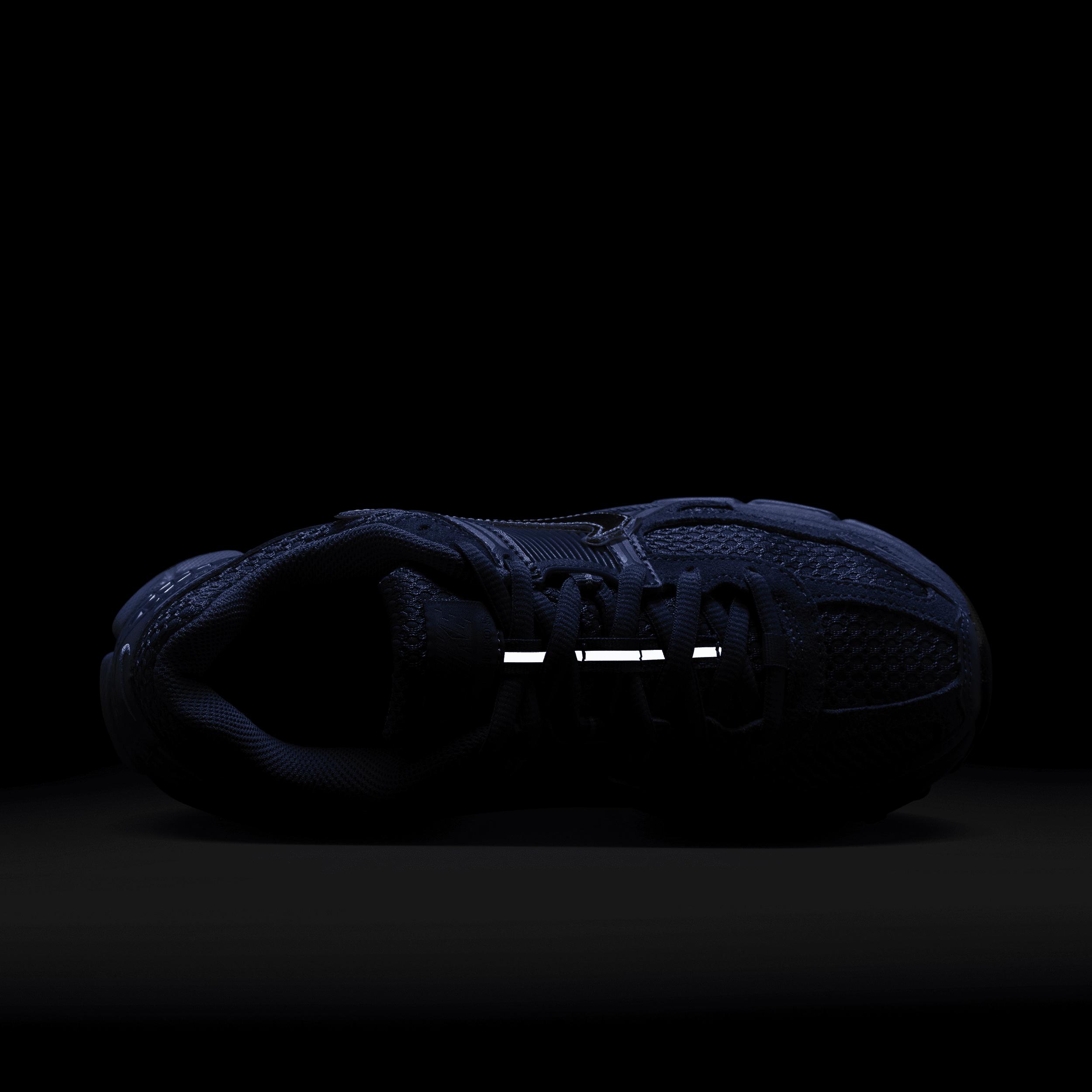 Nike Women's Zoom Vomero 5 Shoes Product Image