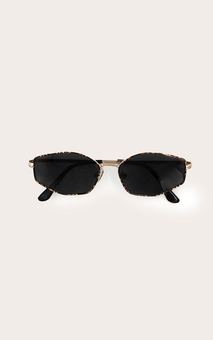 Tortoiseshell Classic Textured Round Sunglasses Product Image