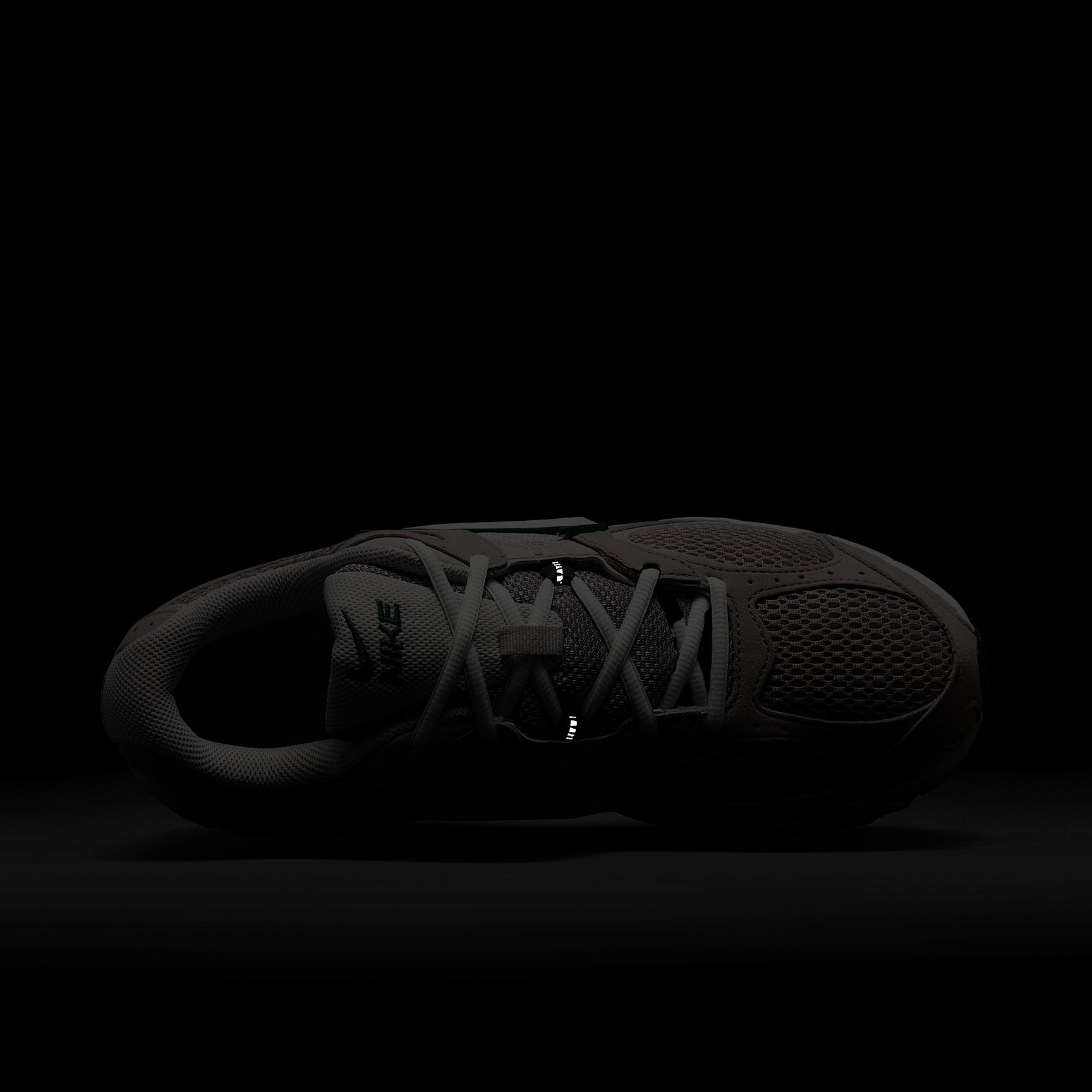 Nike Mens V5 RNR Shoes | II6292-001 Product Image