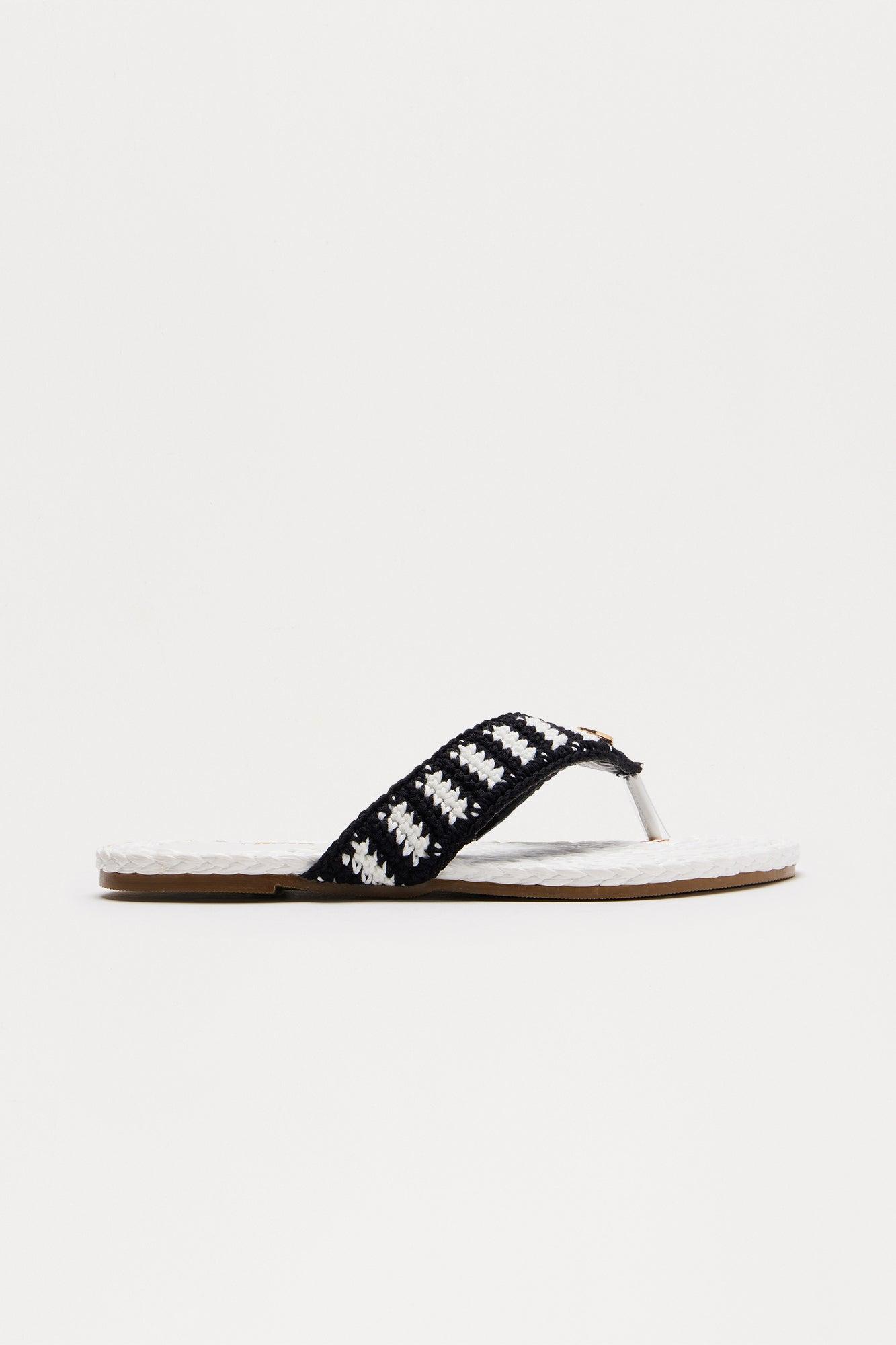 Hawaii Beaches Sandals - White/Black Product Image