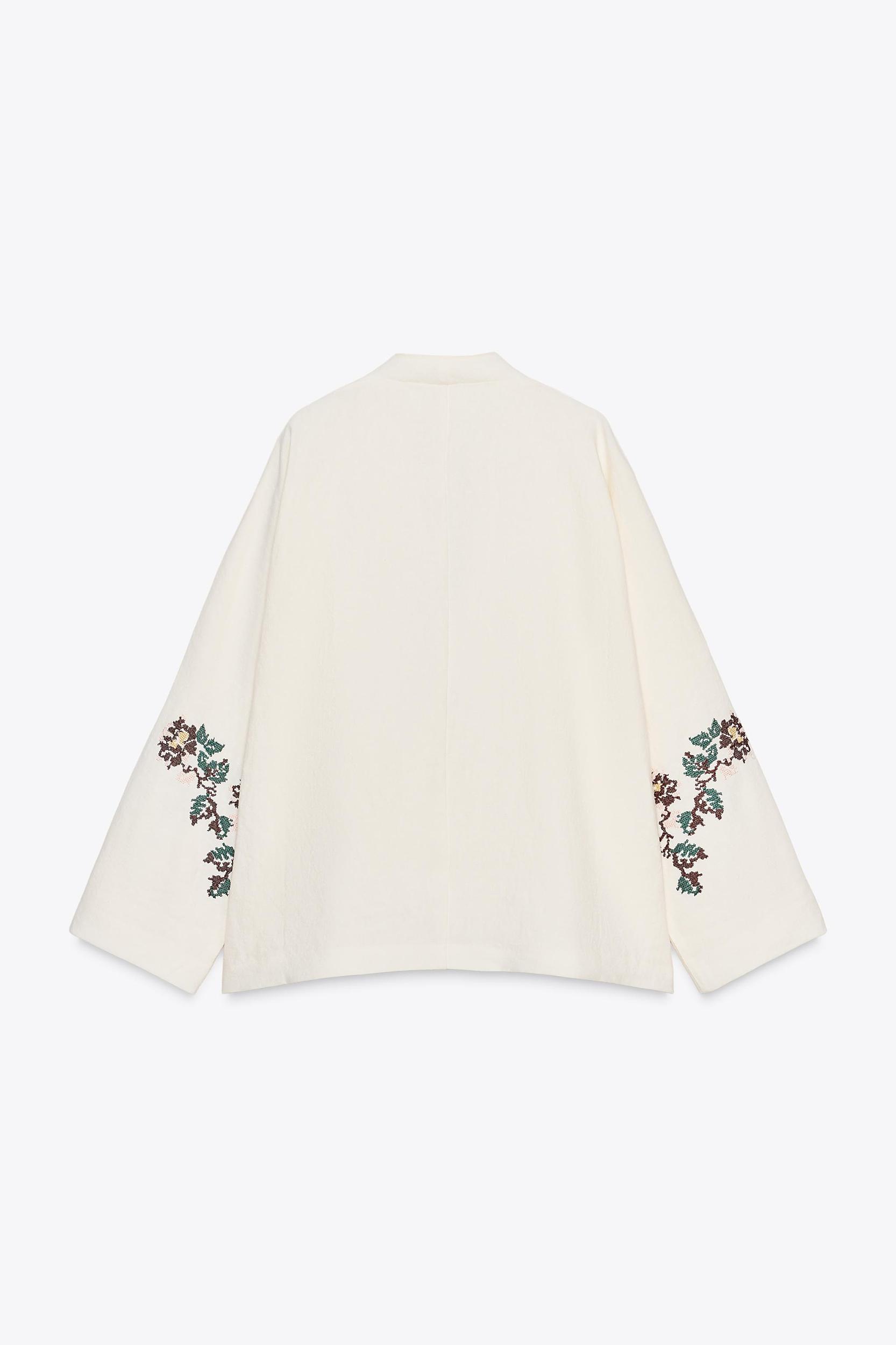 100% LINEN EMBROIDERED KIMONO Product Image