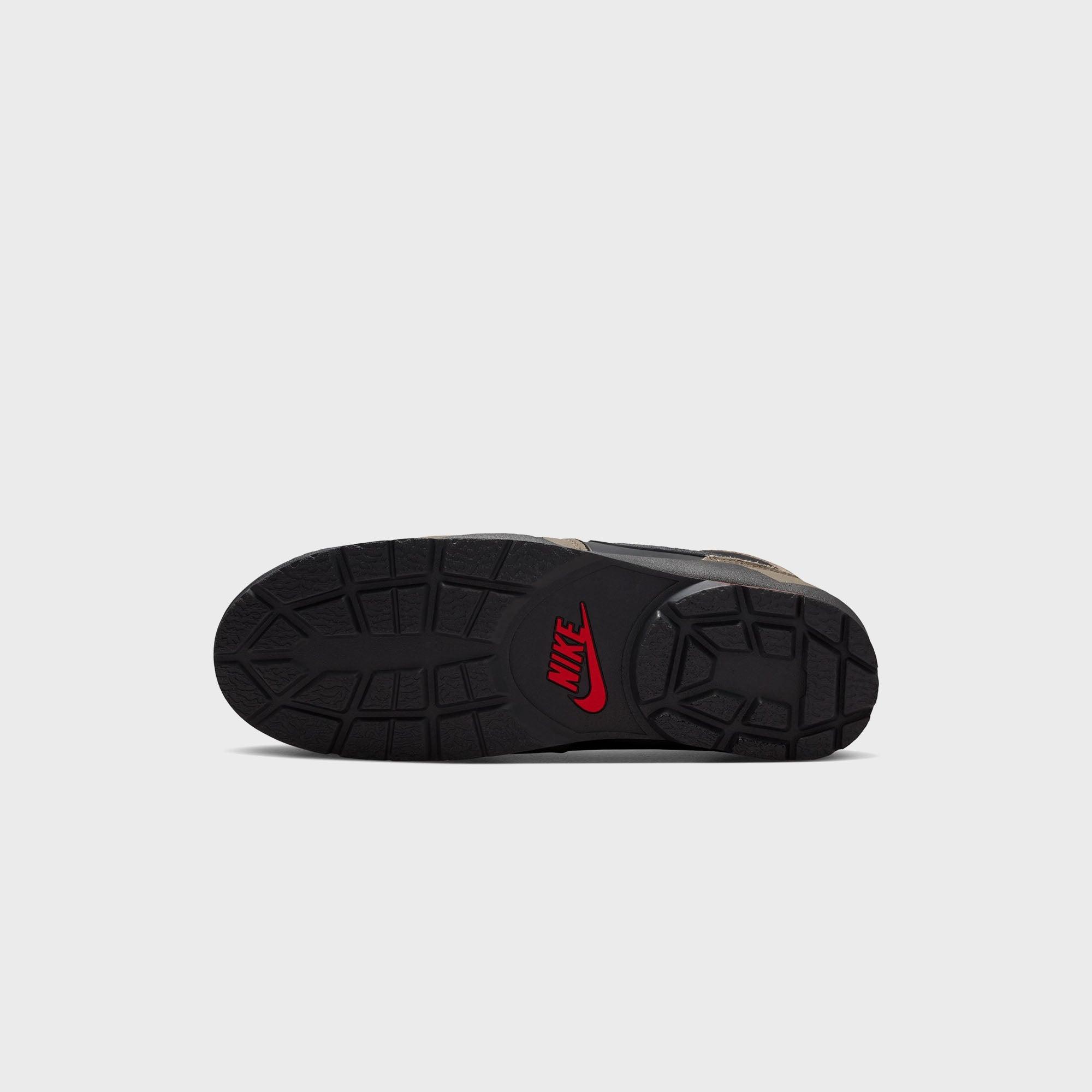 Nike Baltoro QS - Olive Khaki / Black / University Red Male Product Image