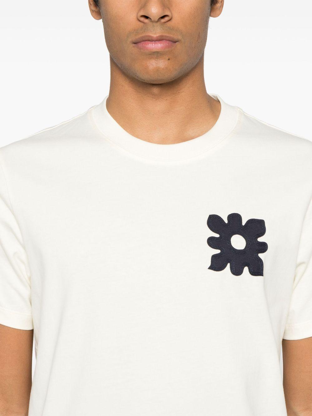 flower-detail T-shirt Product Image