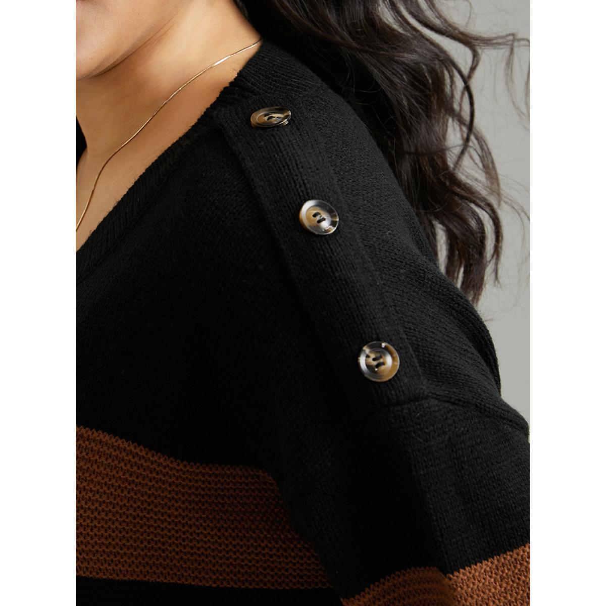 Plus Size Colorblock Contrast Button Detail Crew Neck Pullover Black Women Casual Loose Long Sleeve Round Neck Everyday Pullovers BloomChic 18-20/2X Product Image