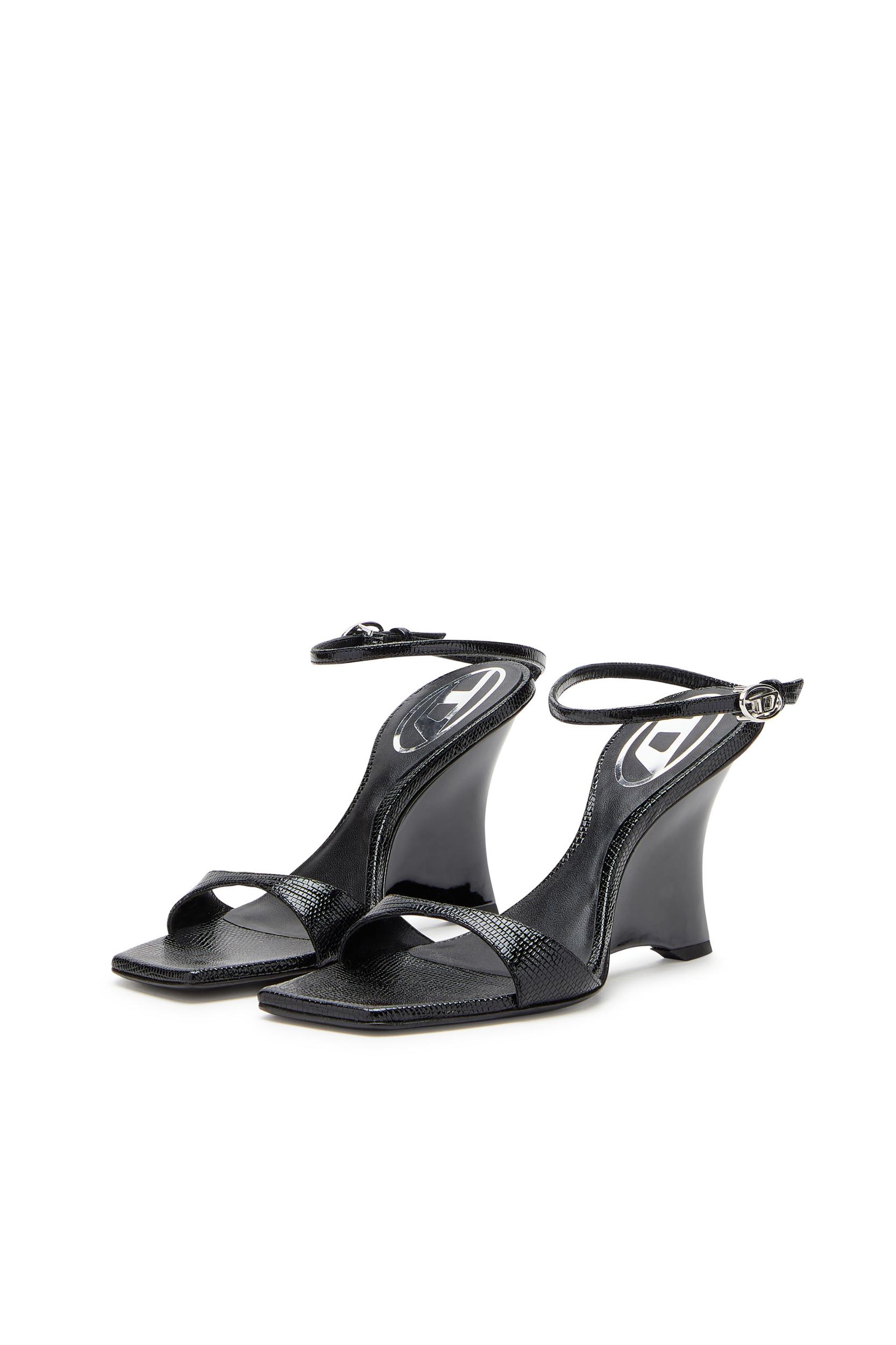 D-AMBER SANDAL WEDGE Product Image