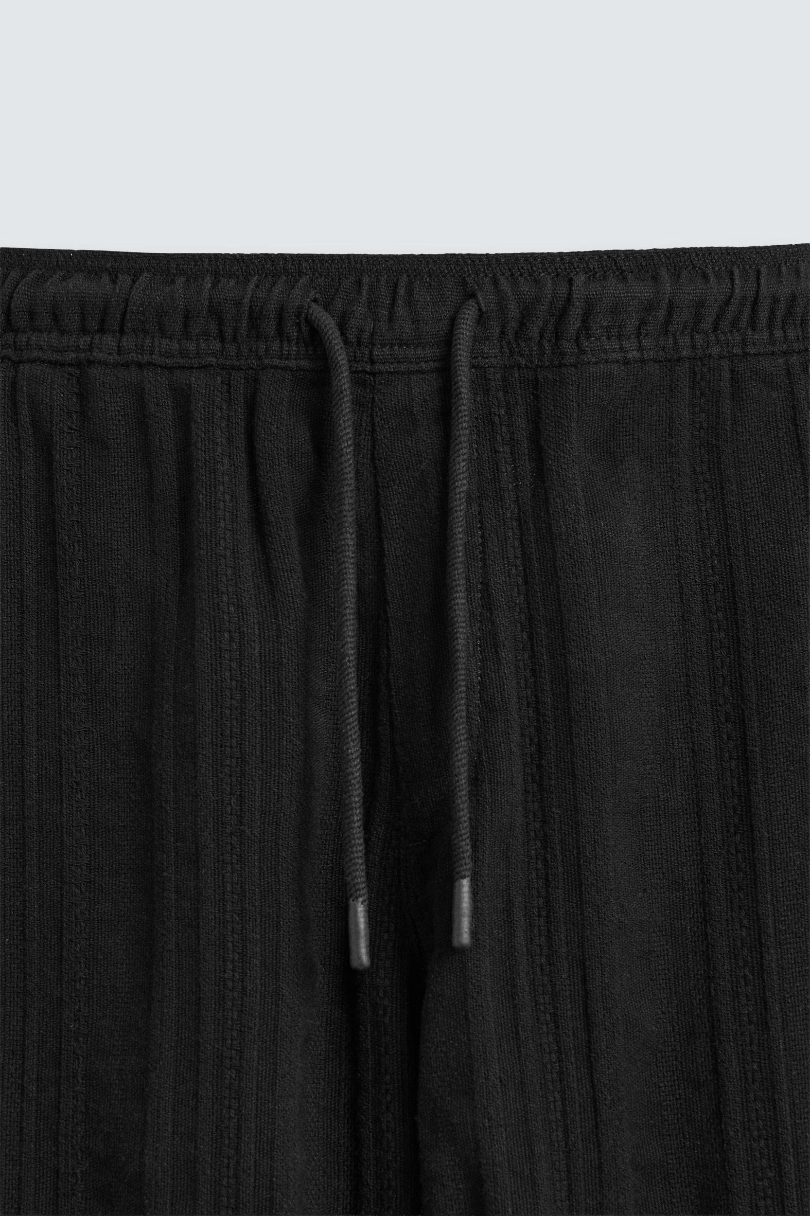 TEXTURED RELAXED FIT PANTS Product Image