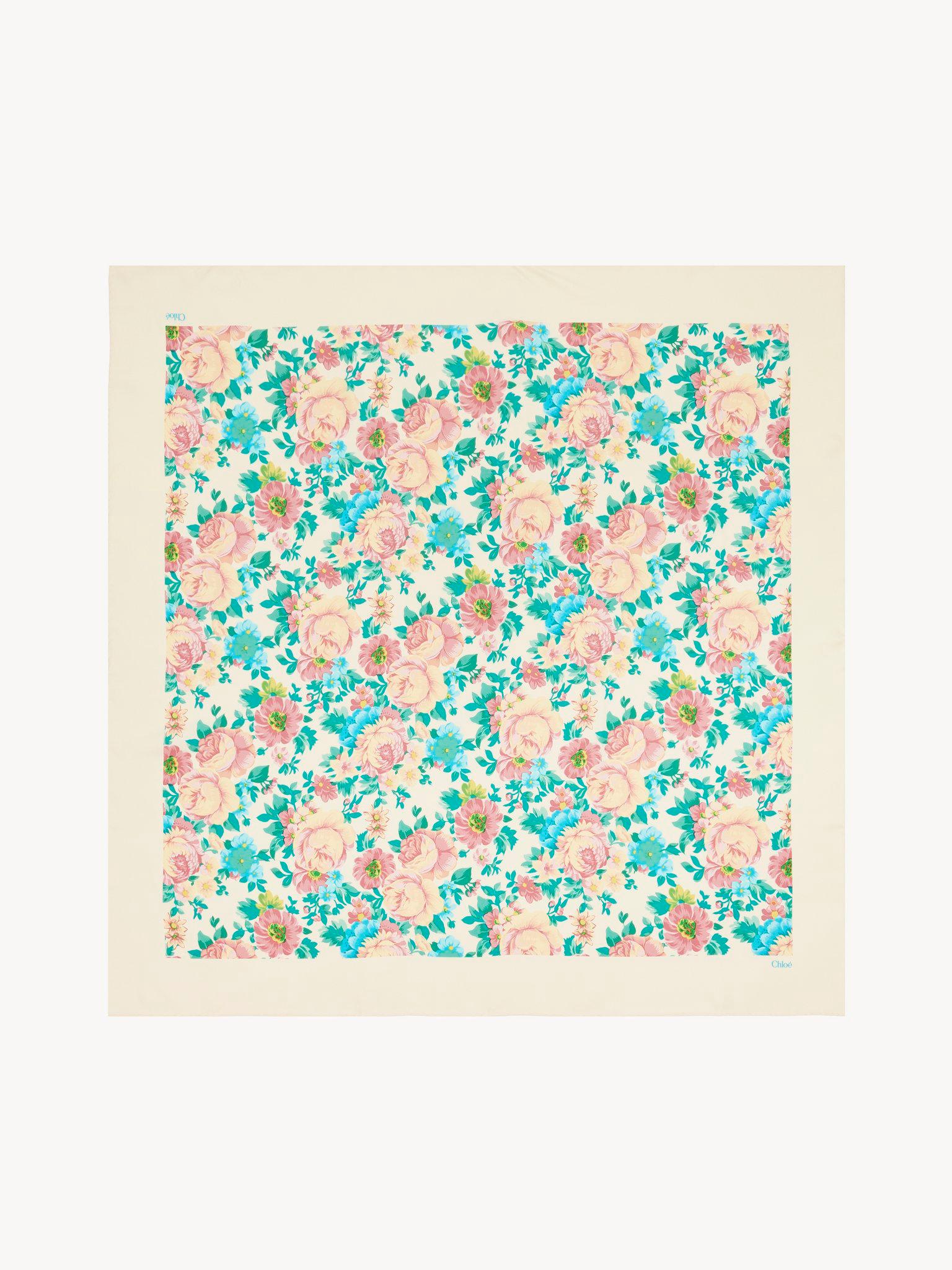 The Chloé Peonies square scarf in silk twill Product Image
