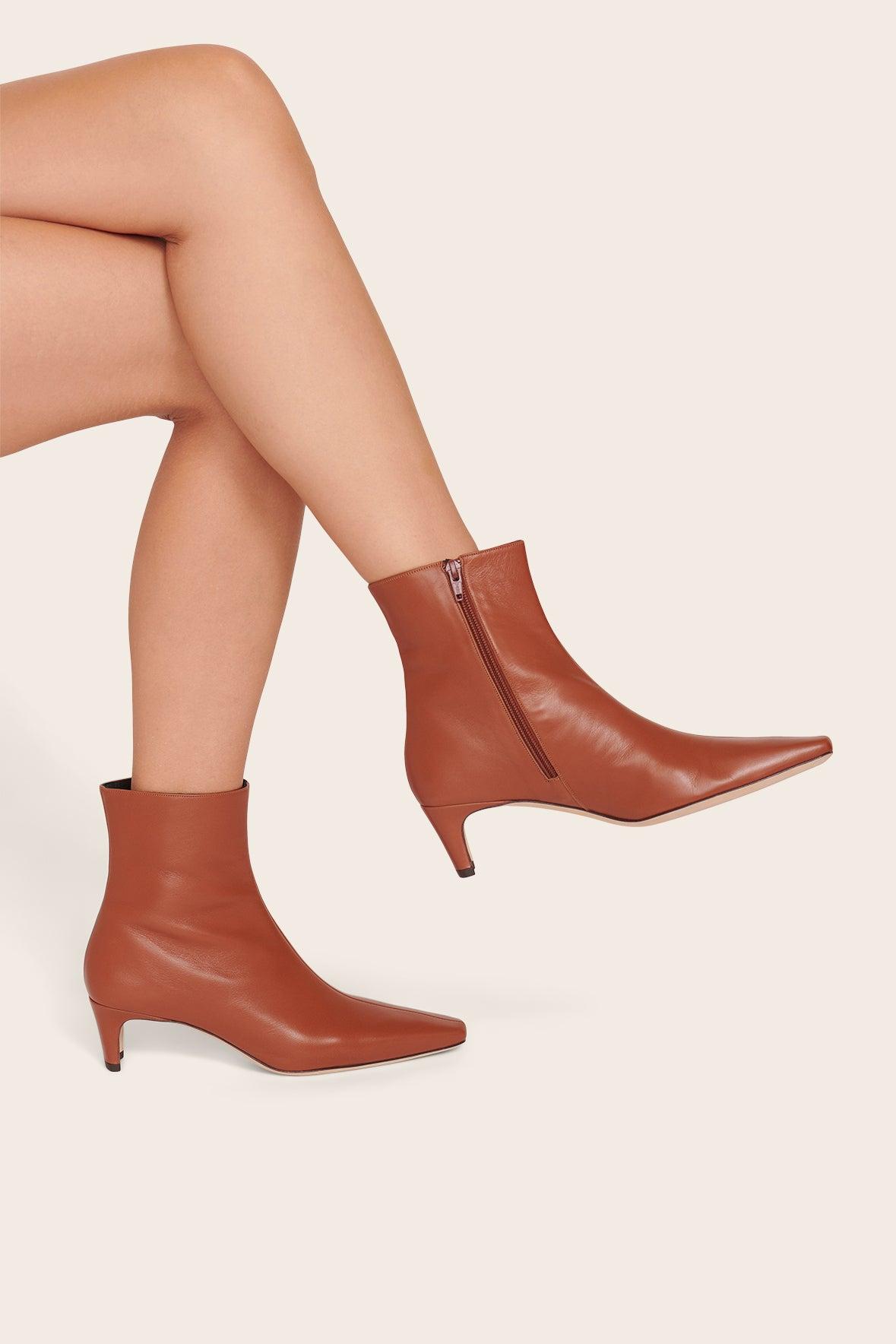 WALLY ANKLE BOOT | TAN Product Image