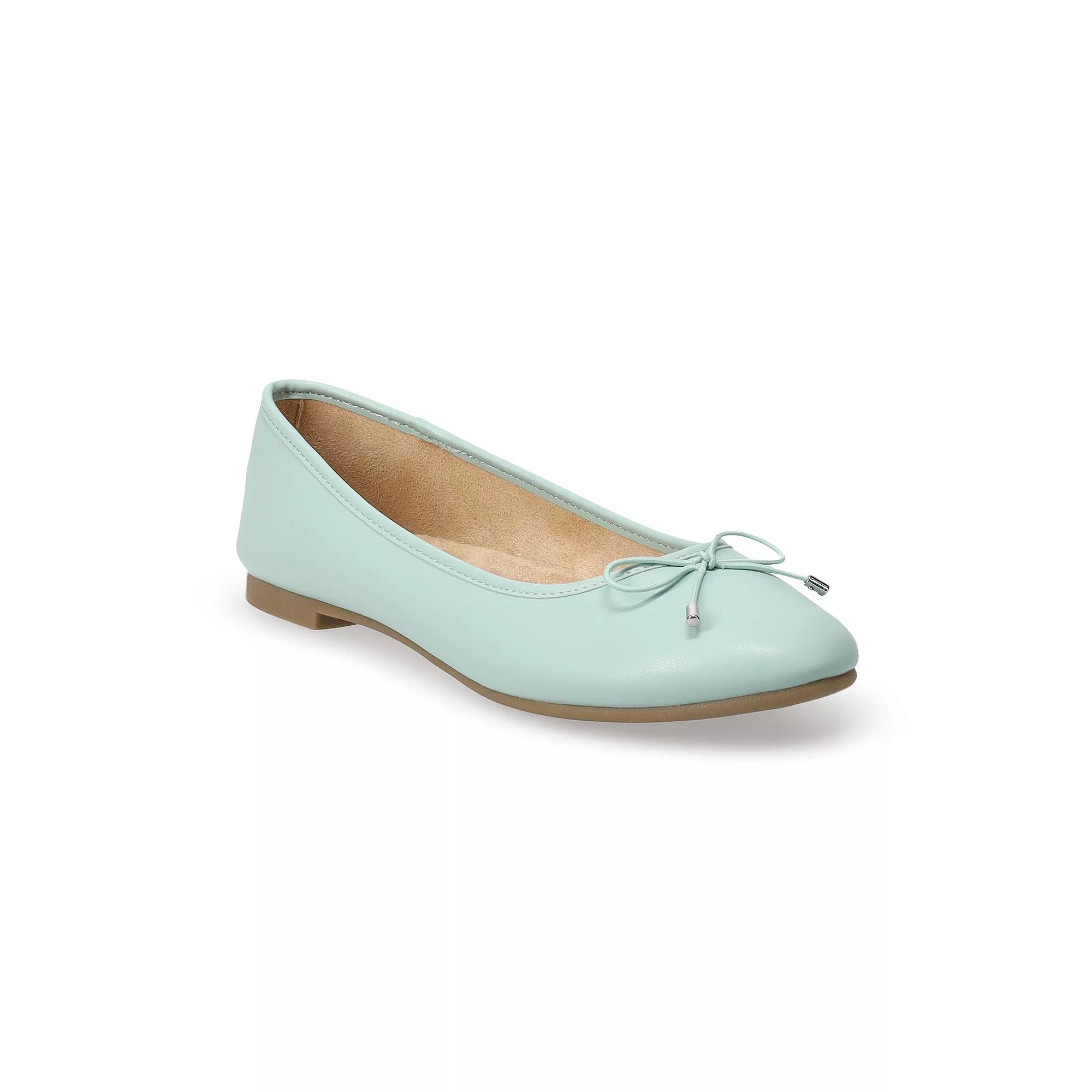 SO Emmaline Womens Ballet Flats Green Product Image